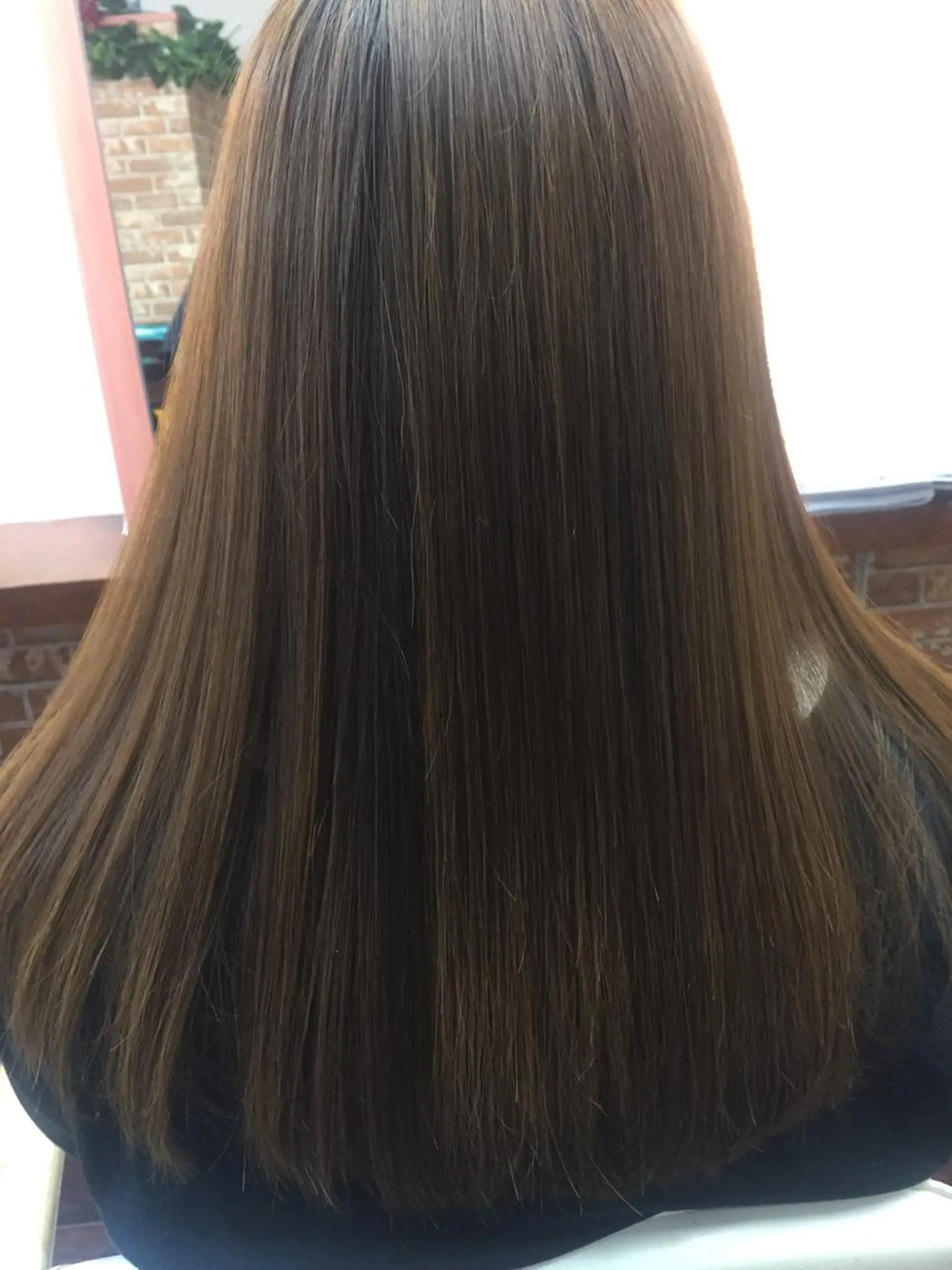 セミロング パーマ 桧山 真のヘアスタイル