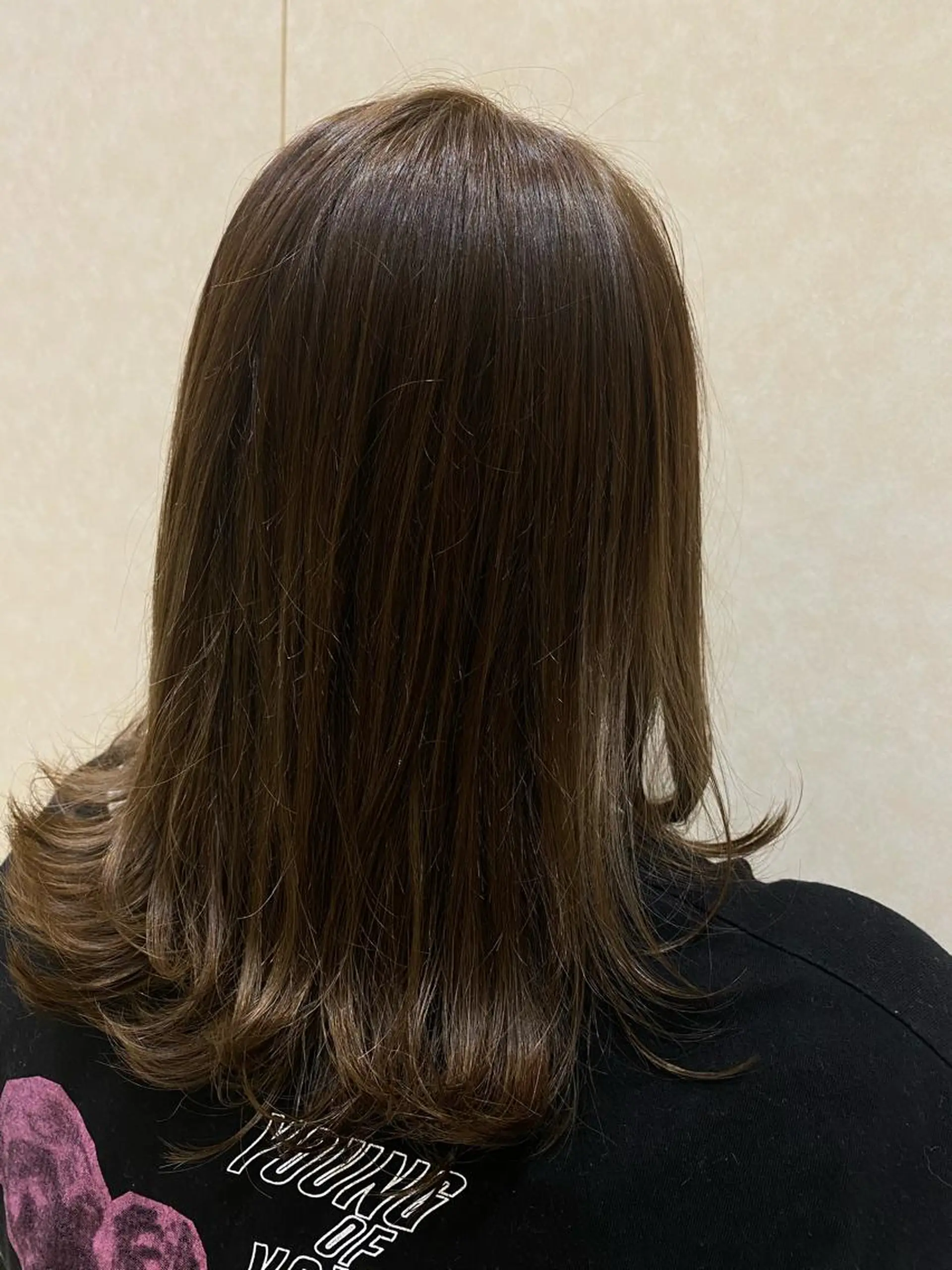 ミディアム OLIVE所属・小倉 沙織のヘアスタイル