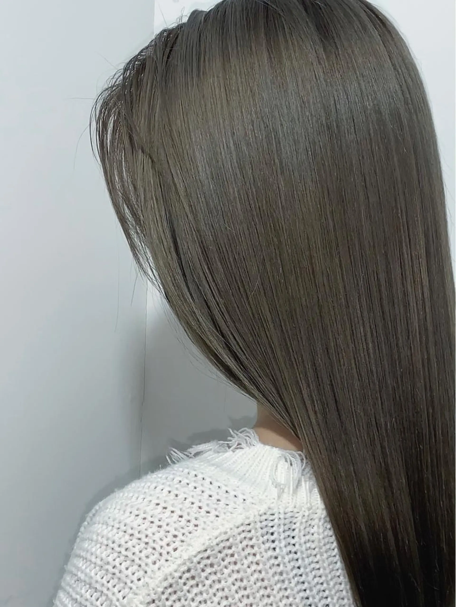 ミディアム もにか🌞原宿/渋谷 🌝ブリーチカラーのヘアスタイル