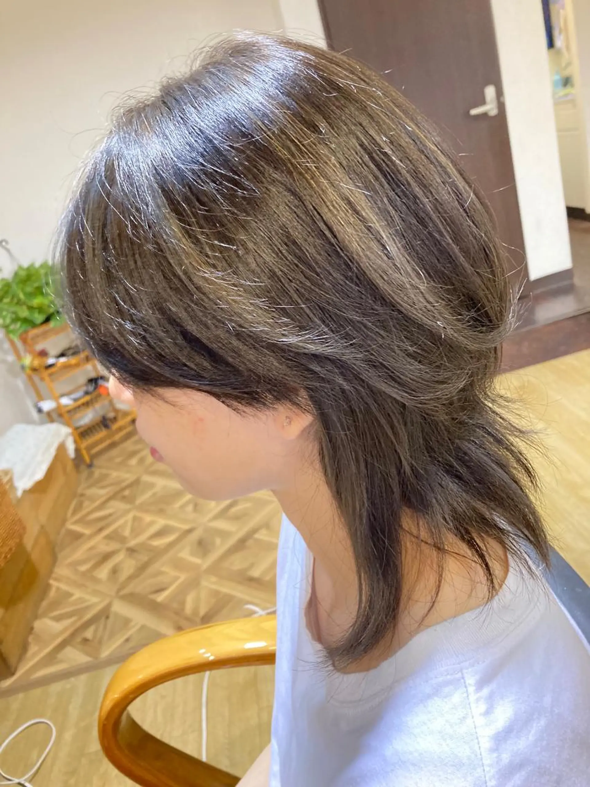 ミディアム カラー ヘアカラー ルミ エールのヘアスタイル