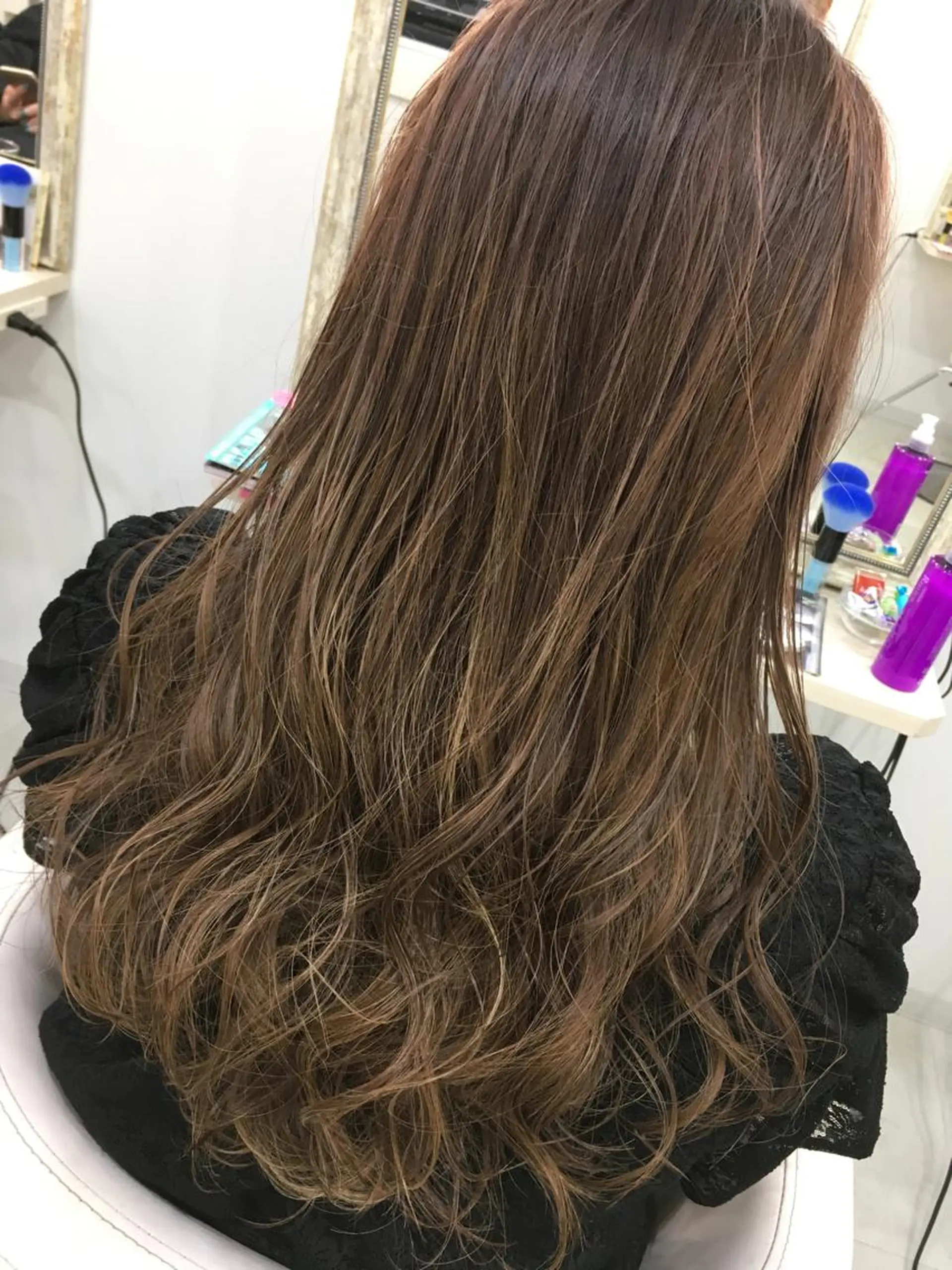 セミロング カラー 髪質改善 中川　翔のヘアスタイル