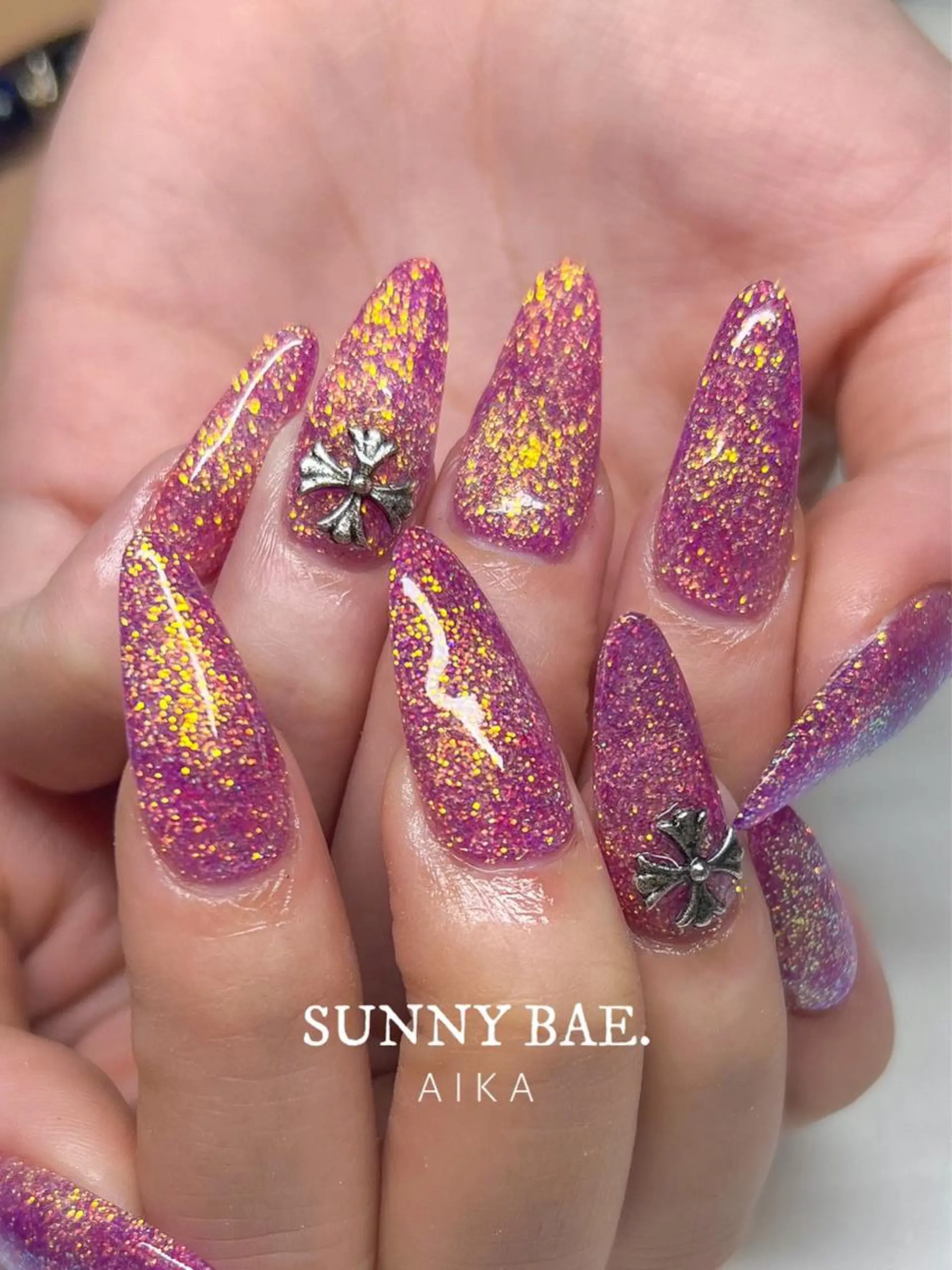 ロング ネイル ロング アートネイル キラキラネイル ロングネイル スカルプネイル SUNNY BAE.所属・Made By AIKAのネイルデザイン