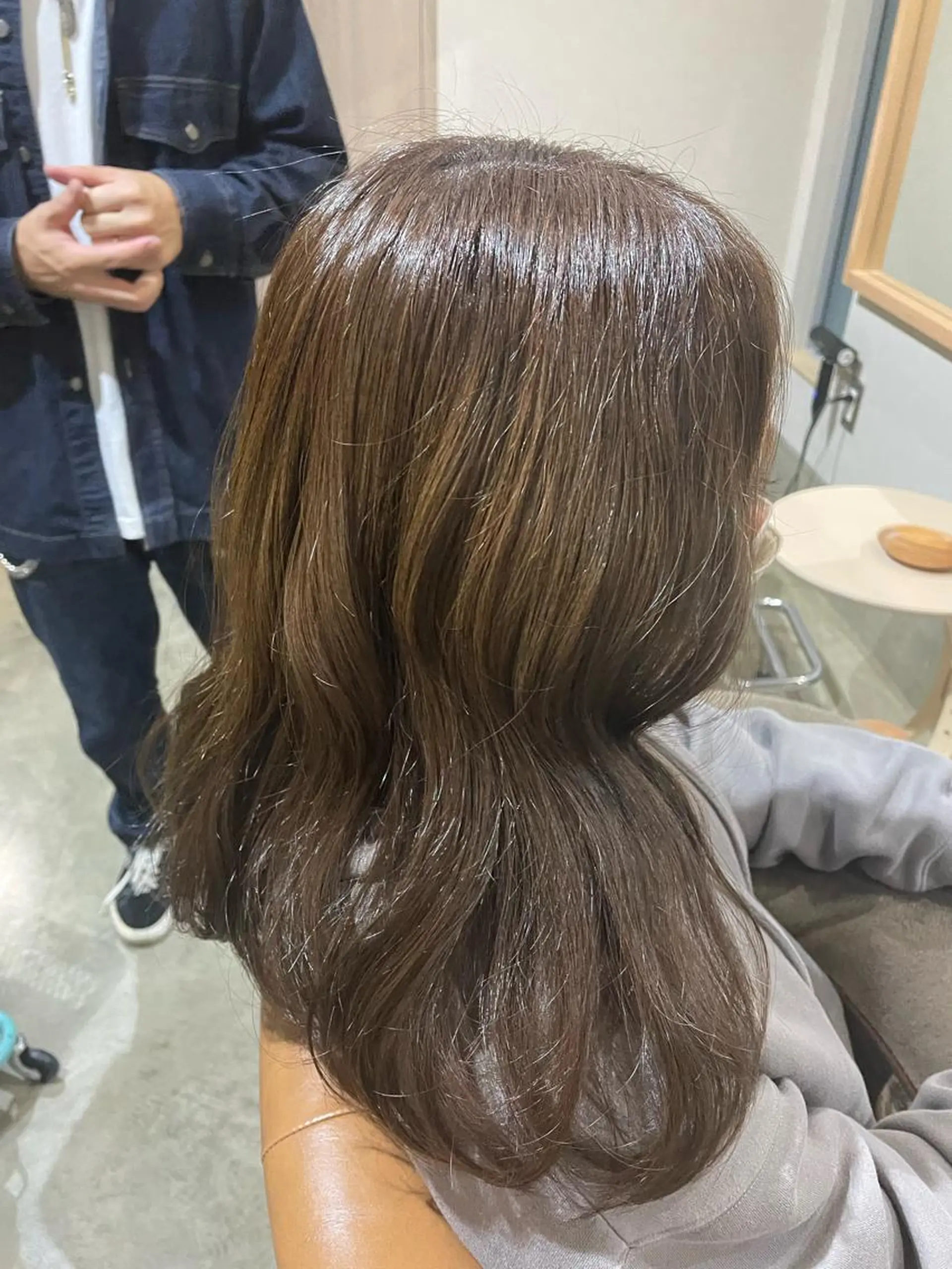 カラー アッシュ まつやま さおりのヘアスタイル