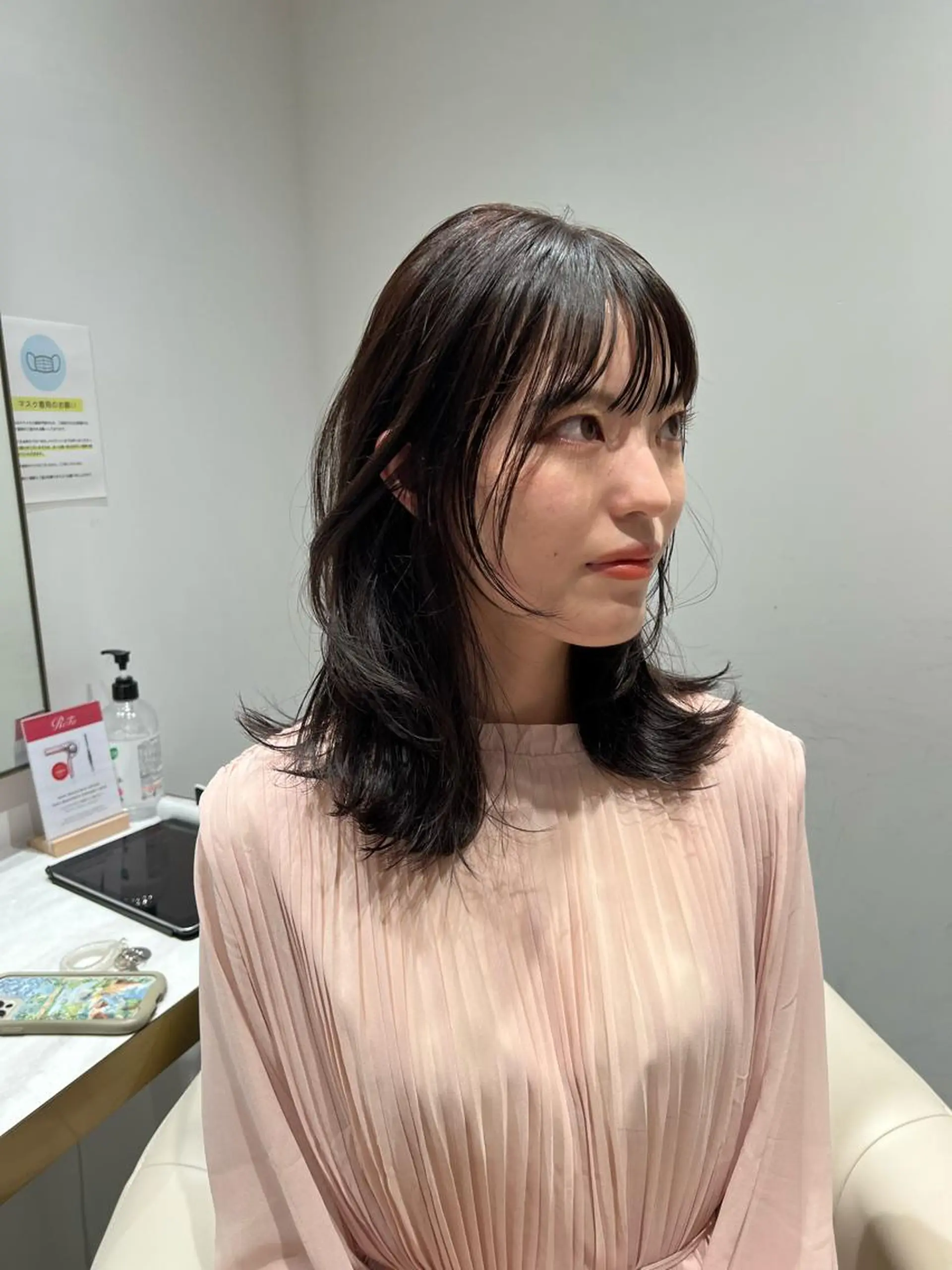 ミディアム 切りっぱなしボブ ボブ レイヤーカット 小顔カット 外ハネヘア レイヤー専門家 ダブルカラー修のヘアスタイル