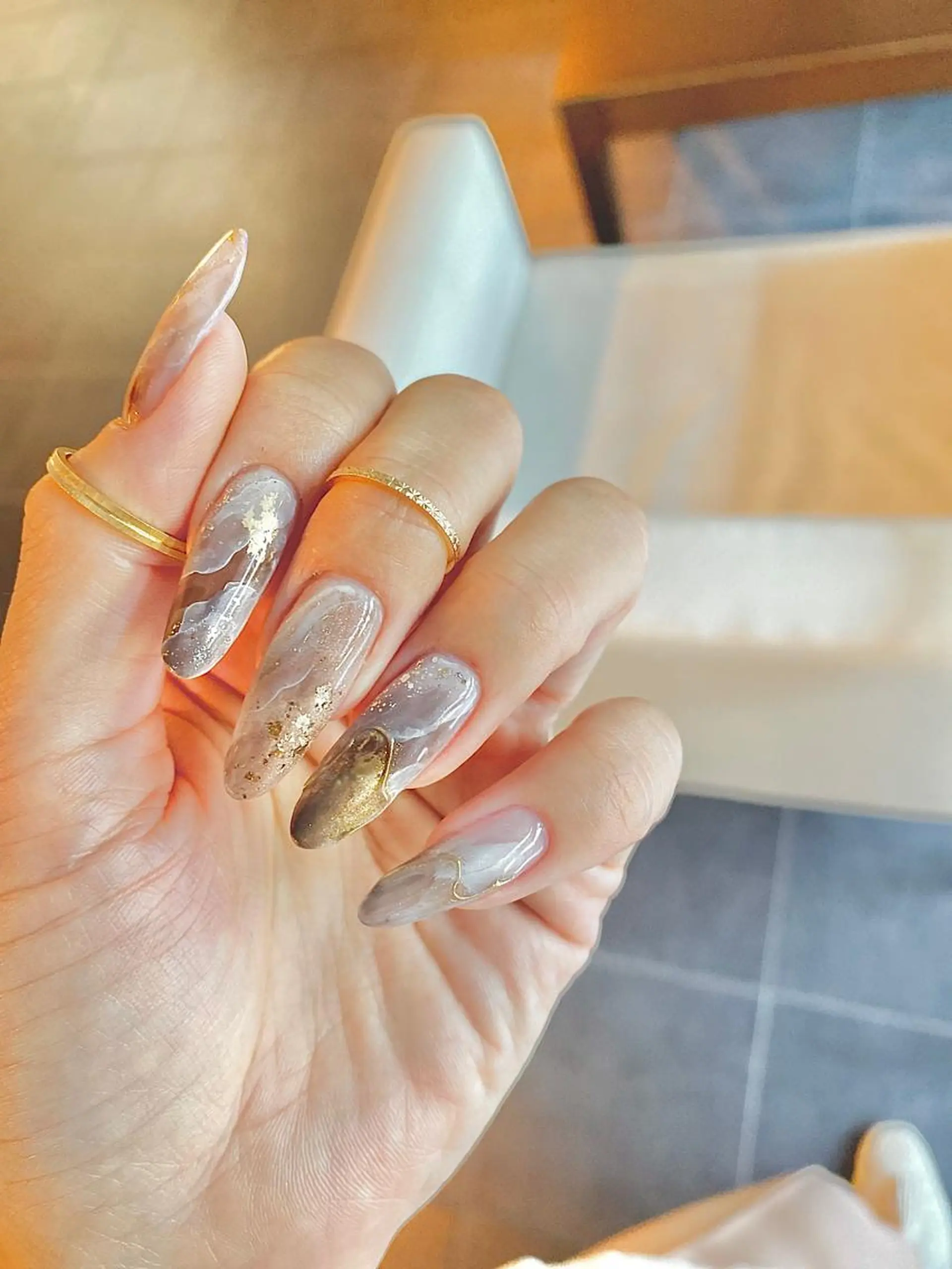 ネイル 成人式 フレンチネイル ジェルネイル ガラスフレンチ ロングネイル ハンドネイル ハンドケア Lililas サロン&スクールのネイルデザイン