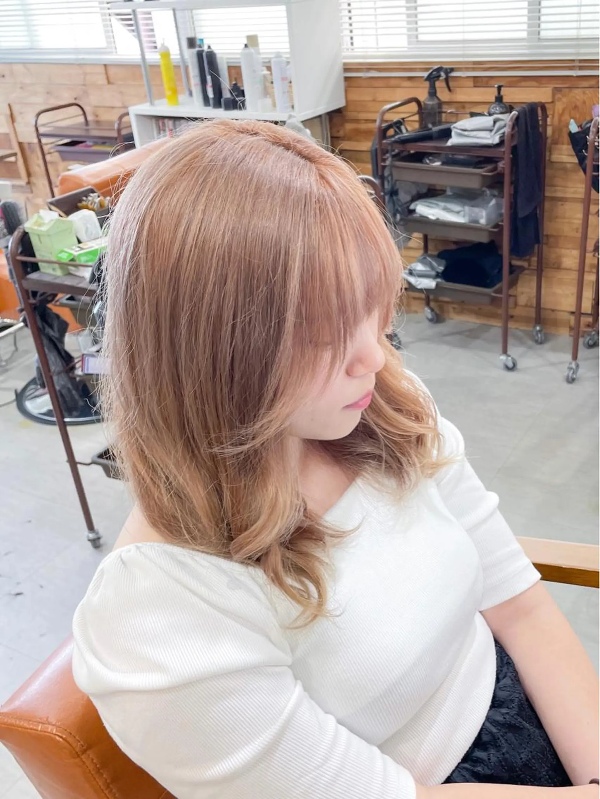 セミロング カラー ヘアカラー かんばら りょーいのヘアスタイル