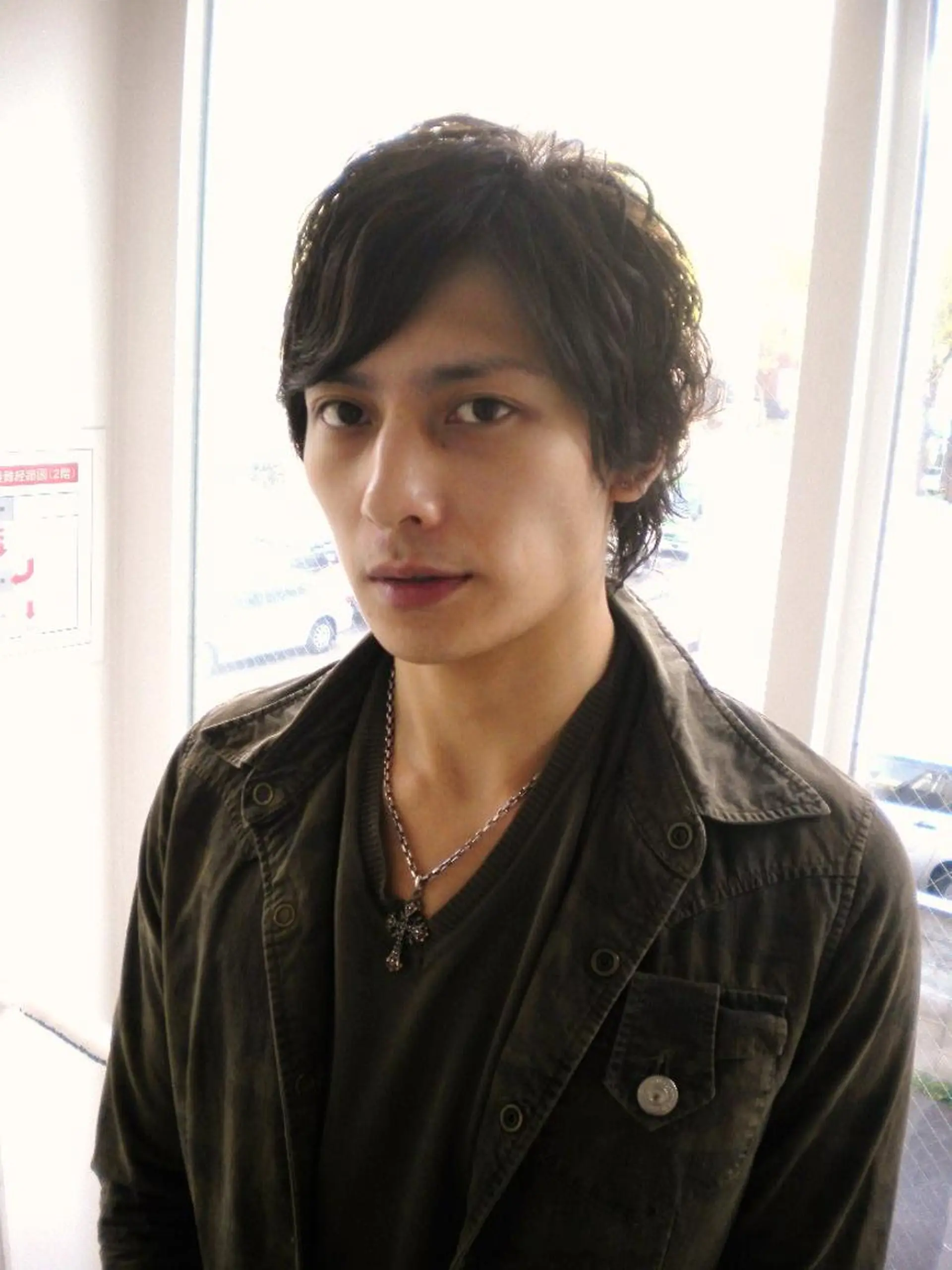 カラー パーマ メンズ ヘアカラー パーマ トリートメント パピヨンロゼ カラー特化/ブリーチのヘアスタイル