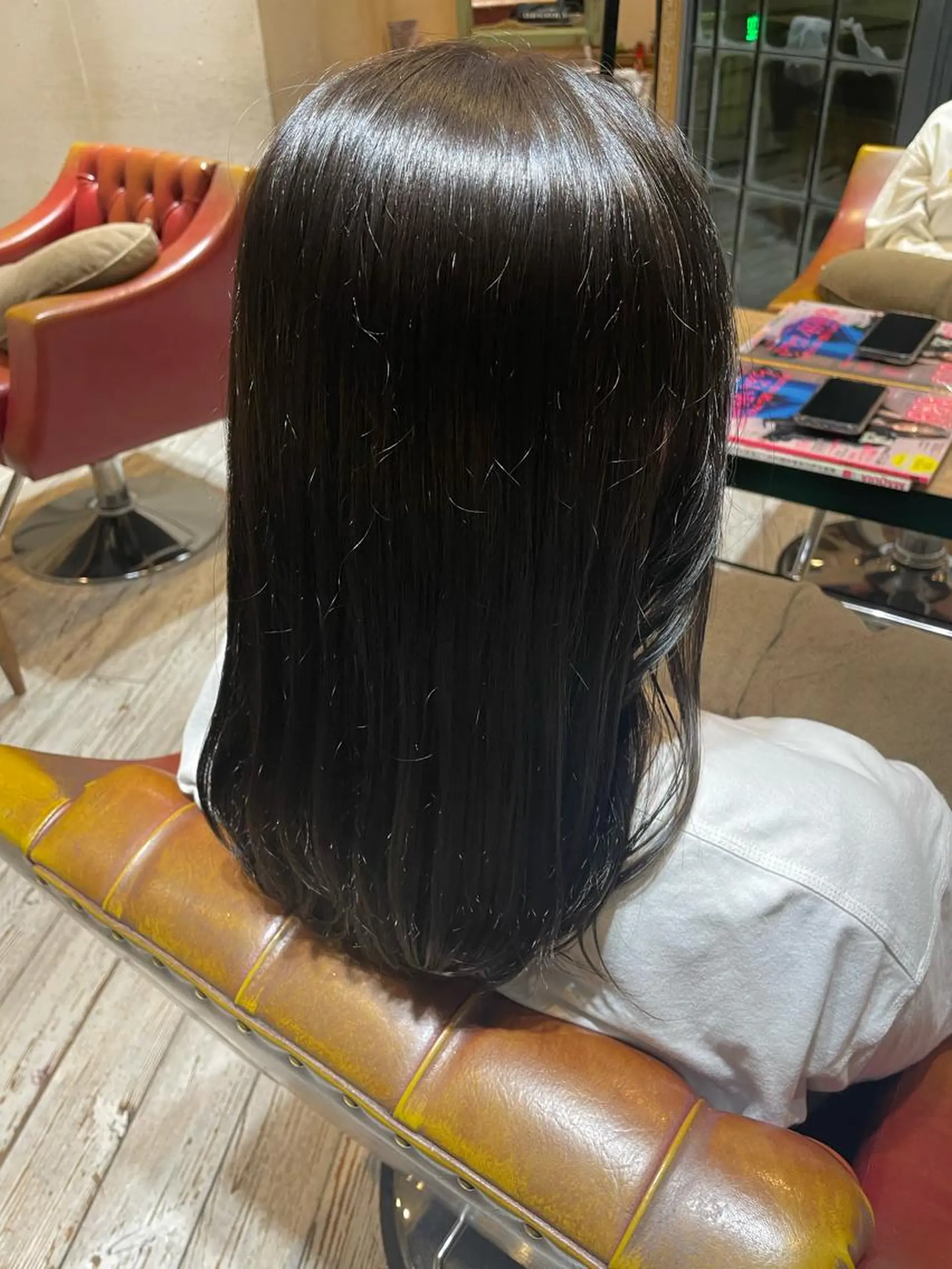カラー 大久保 詩月のヘアスタイル