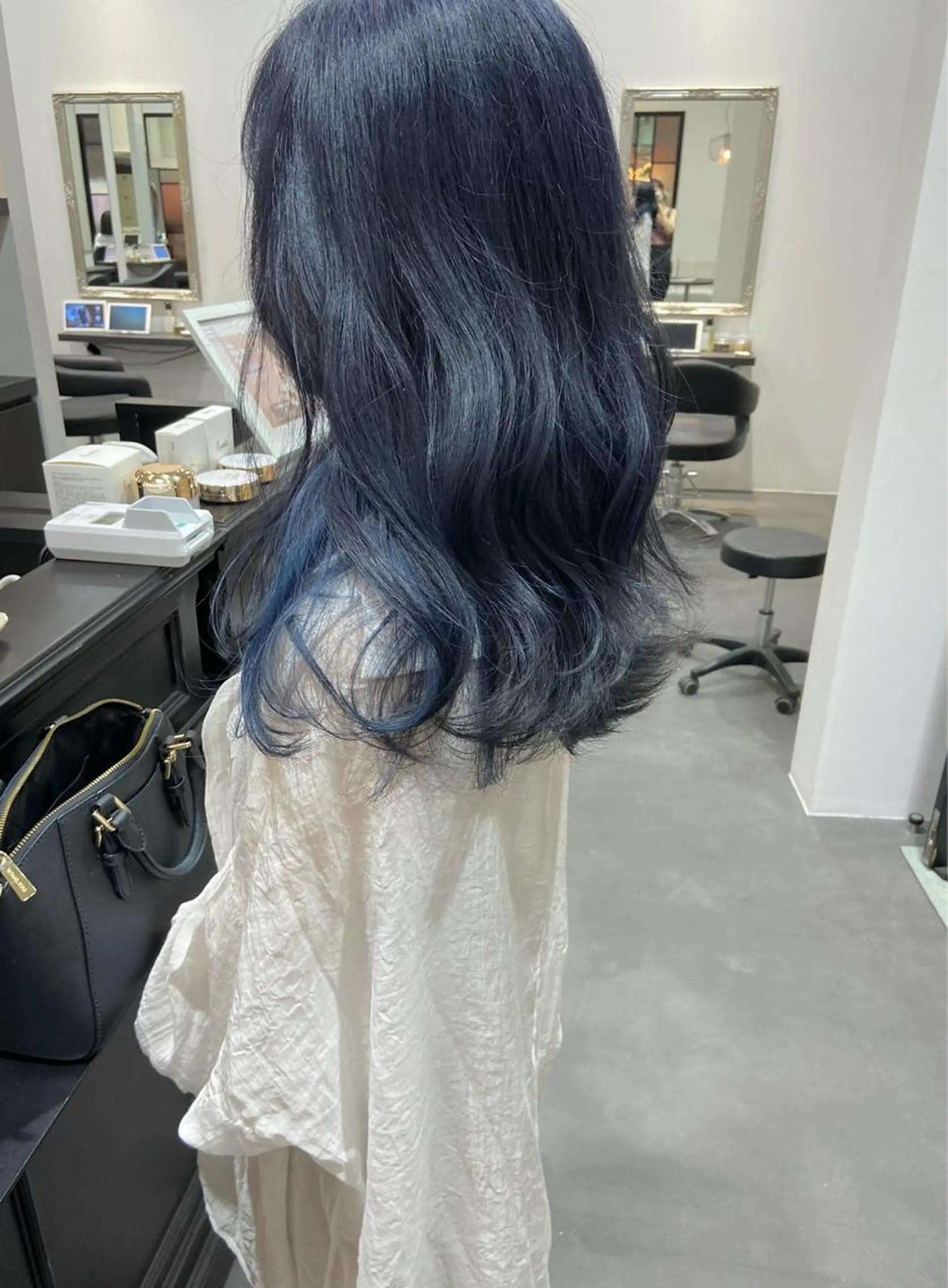 ロング 小倉 愛里のヘアスタイル