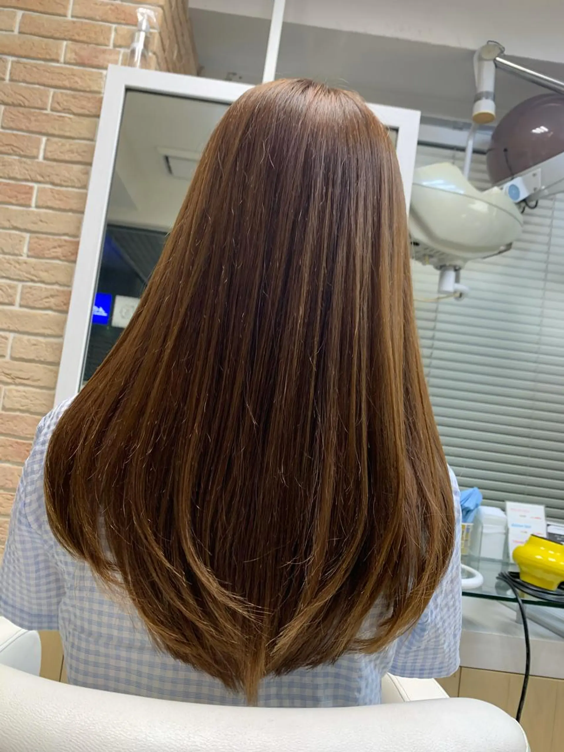 ロング 🐬脱白髪染めカラー 清水大世🐬のヘアスタイル