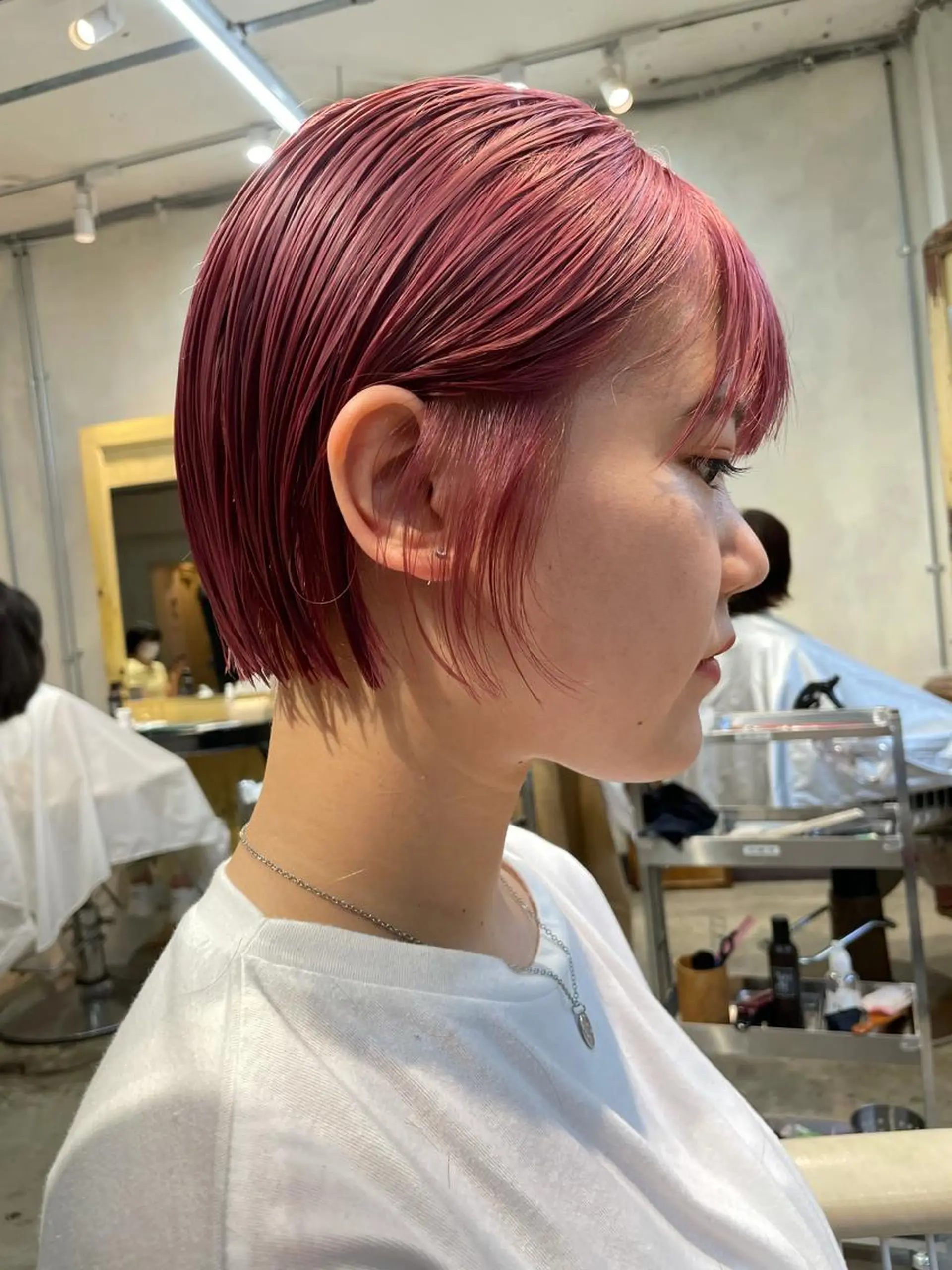 ショート カラー ピンクカラー ボブ 似合わせカット カット ヘアカラー トリートメント SALOWIN所属・ブリーチ✨ ボブ✨レイヤーのヘアスタイル