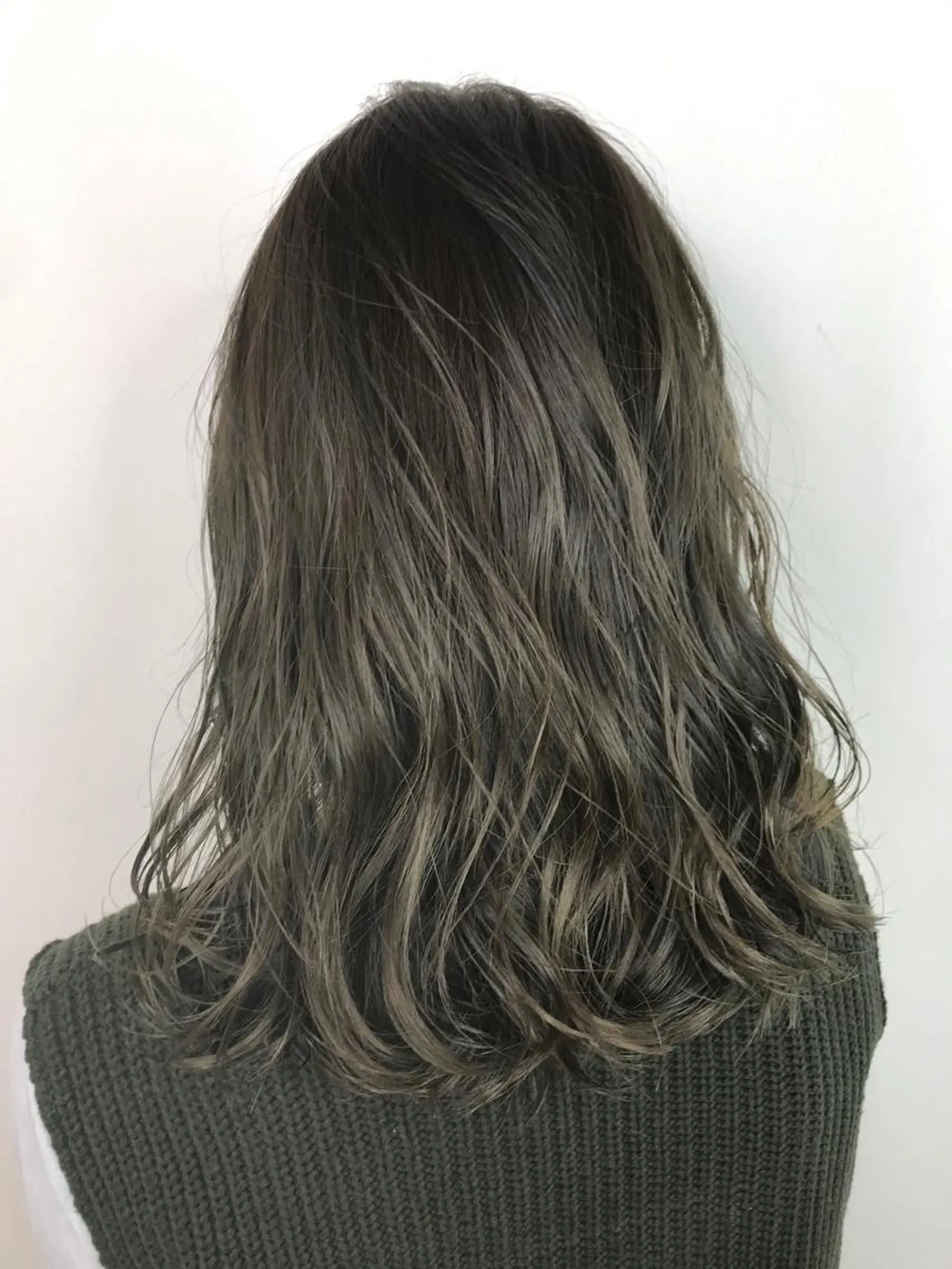 カラー カット ヘアカラー トリートメント 酸性ストレート/ブリ ーチなし/中村 匠のヘアスタイル