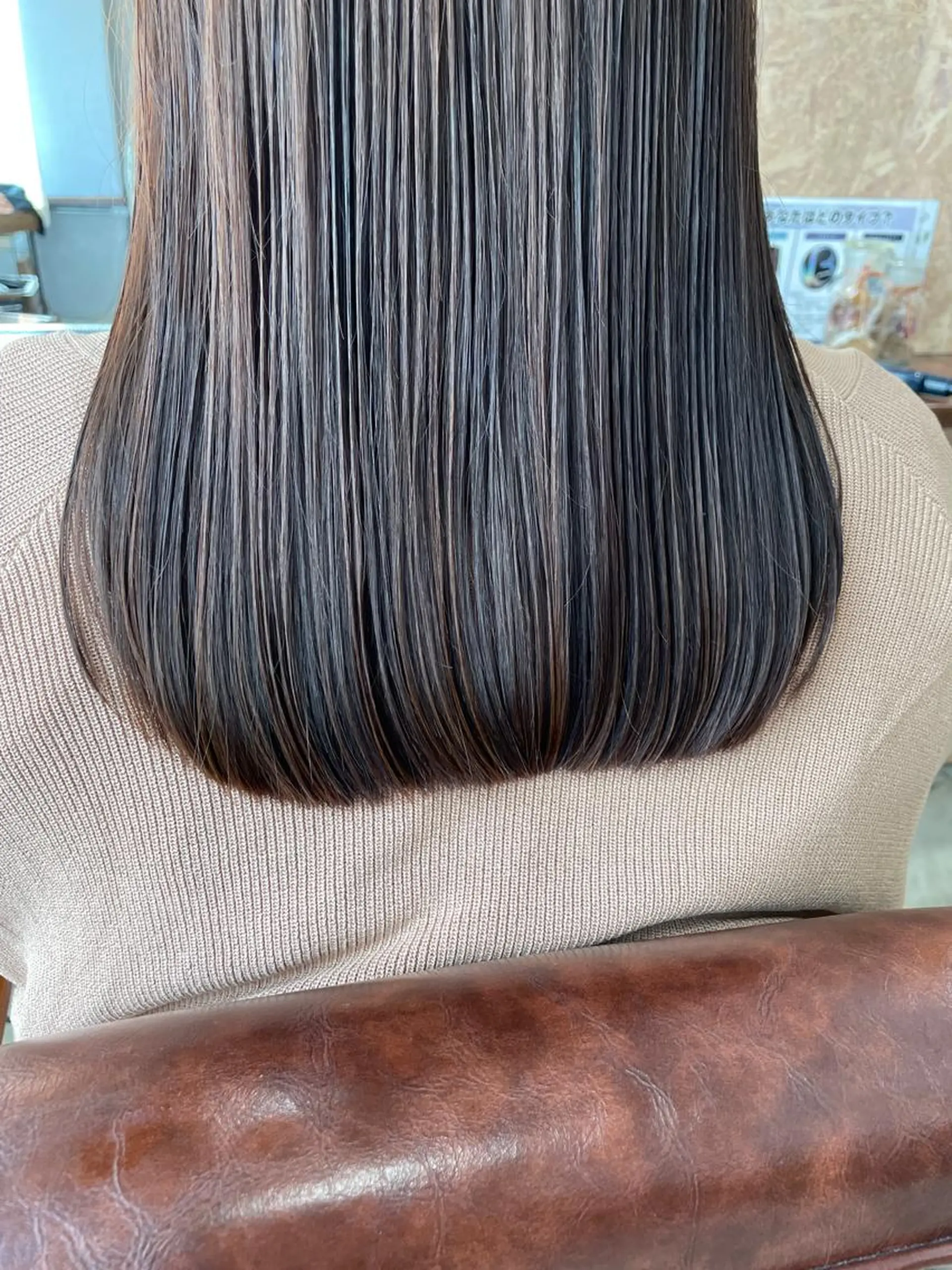 セミロング カット ヘアカラー トリートメント さの あやねのヘアスタイル