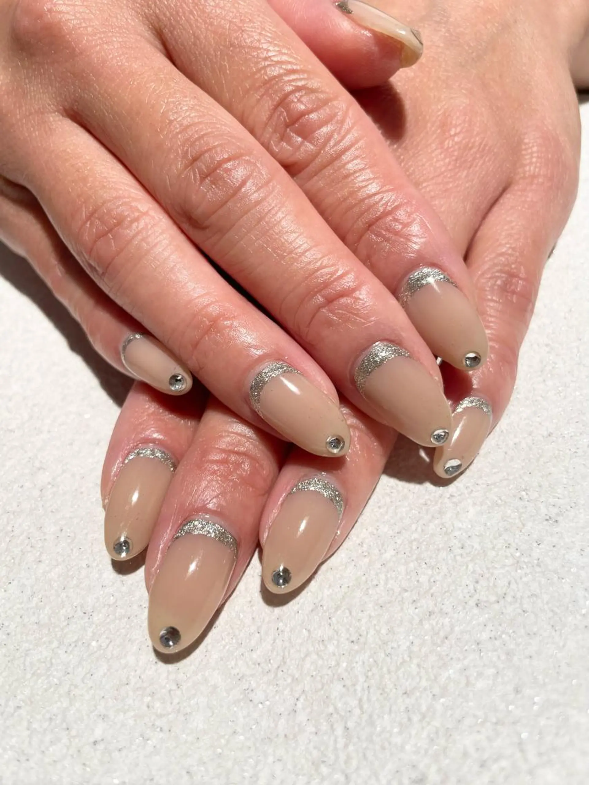 ネイル フレンチネイル キラキラネイル ラメ(グリッター) シンプルネイル ストーンネイル ハンドネイル フットネイル HAIR MAKE Aila所属・Aila.nail _F_AYUMIのネイルデザイン