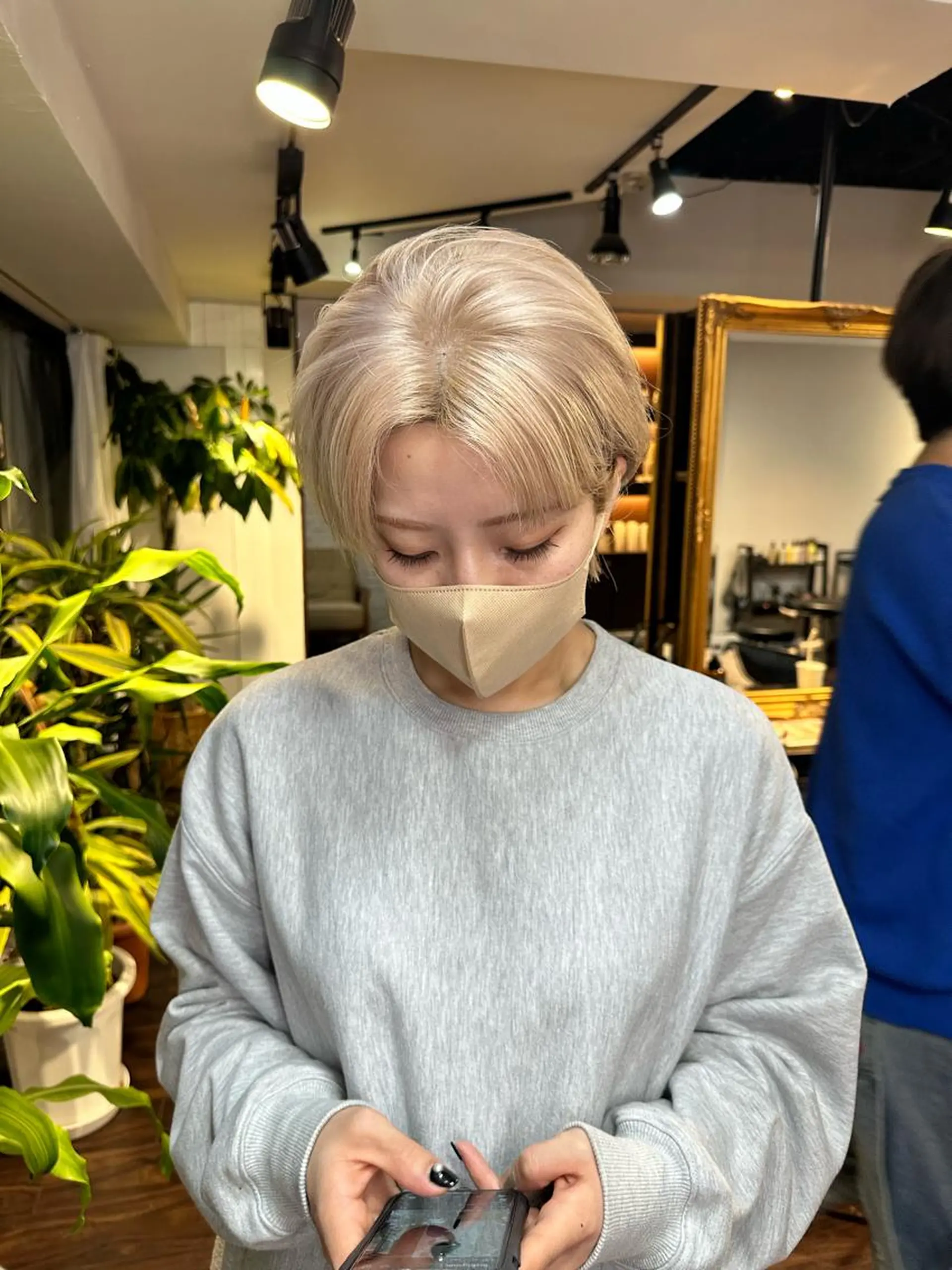 ショート 韓国風カラー 顔まわりレイヤー 顔周りカット 髪質改善 韓国風ヘア カット ヘアカラー トリートメント ワンホンヘア ケラチン/Kaitoのヘアスタイル