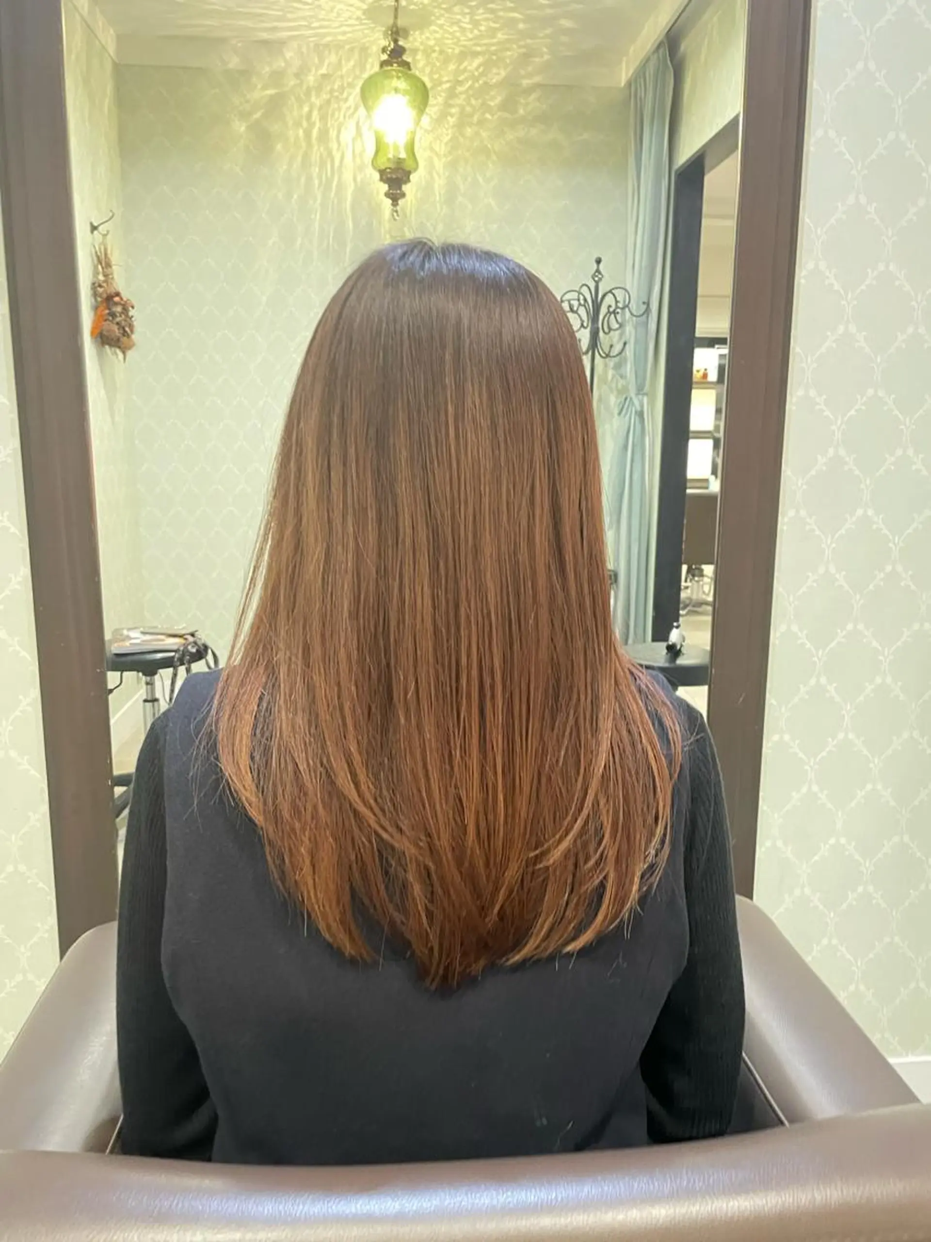 セミロング 堀田 結香のヘアスタイル