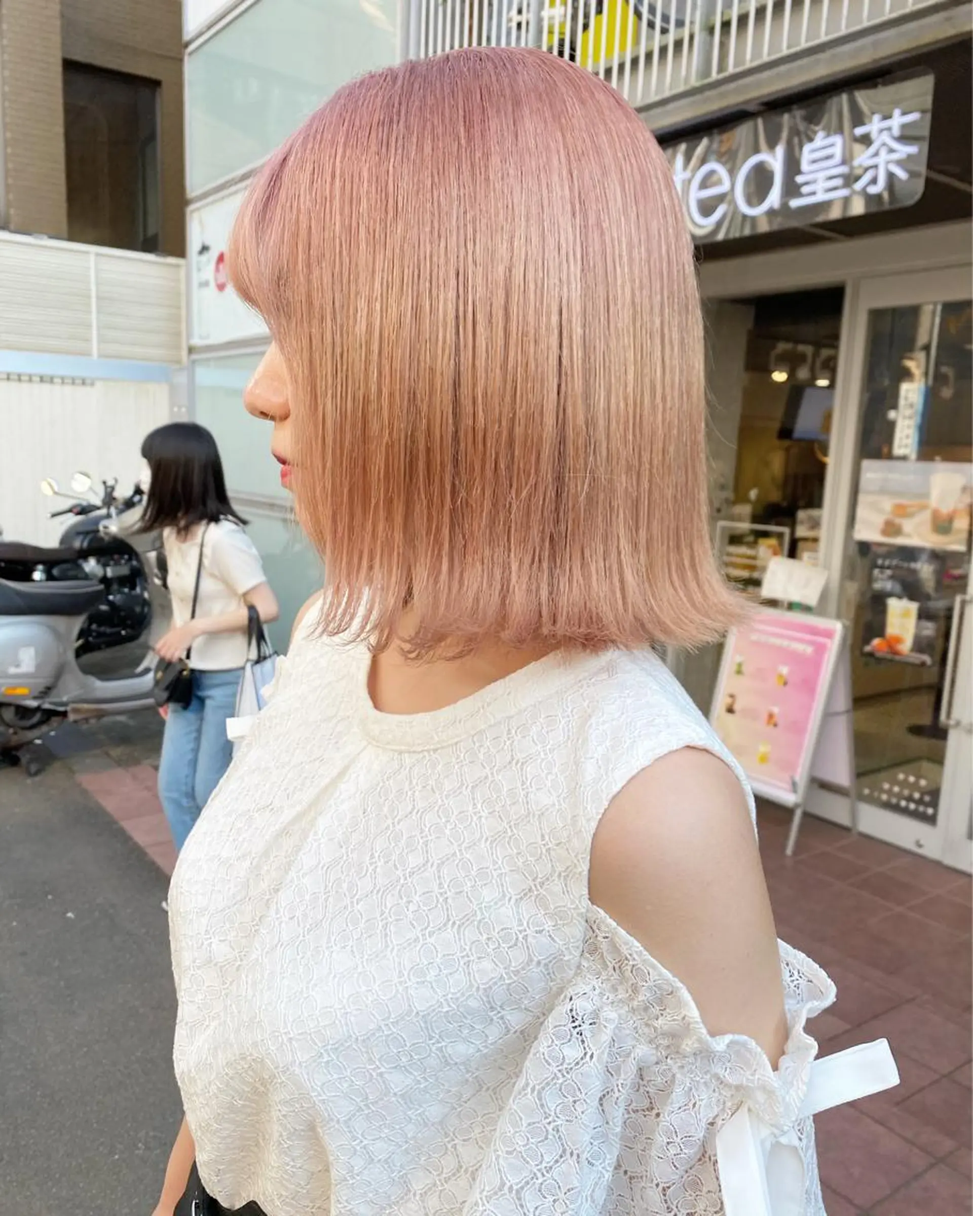 ショート カラー ヘアアレンジ 結婚式・ブライダル アッシュ アッシュブラウン バレイヤージュ ベージュカラー カット ヘアカラー トリートメント 韓国風×透明感カラー 髪質改善オタベシンヤのヘアスタイル