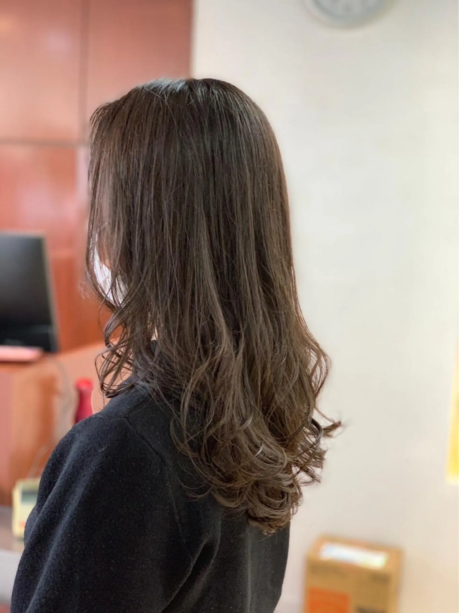 ロング ⭐️レイヤーカット 大人気　三澤康司⭐️のヘアスタイル