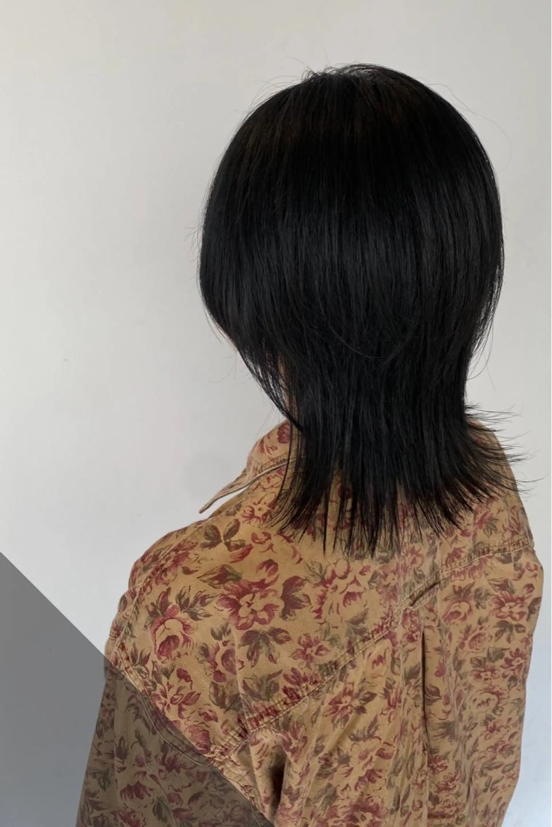 ミディアム カラー 菊地 紗矢のヘアスタイル