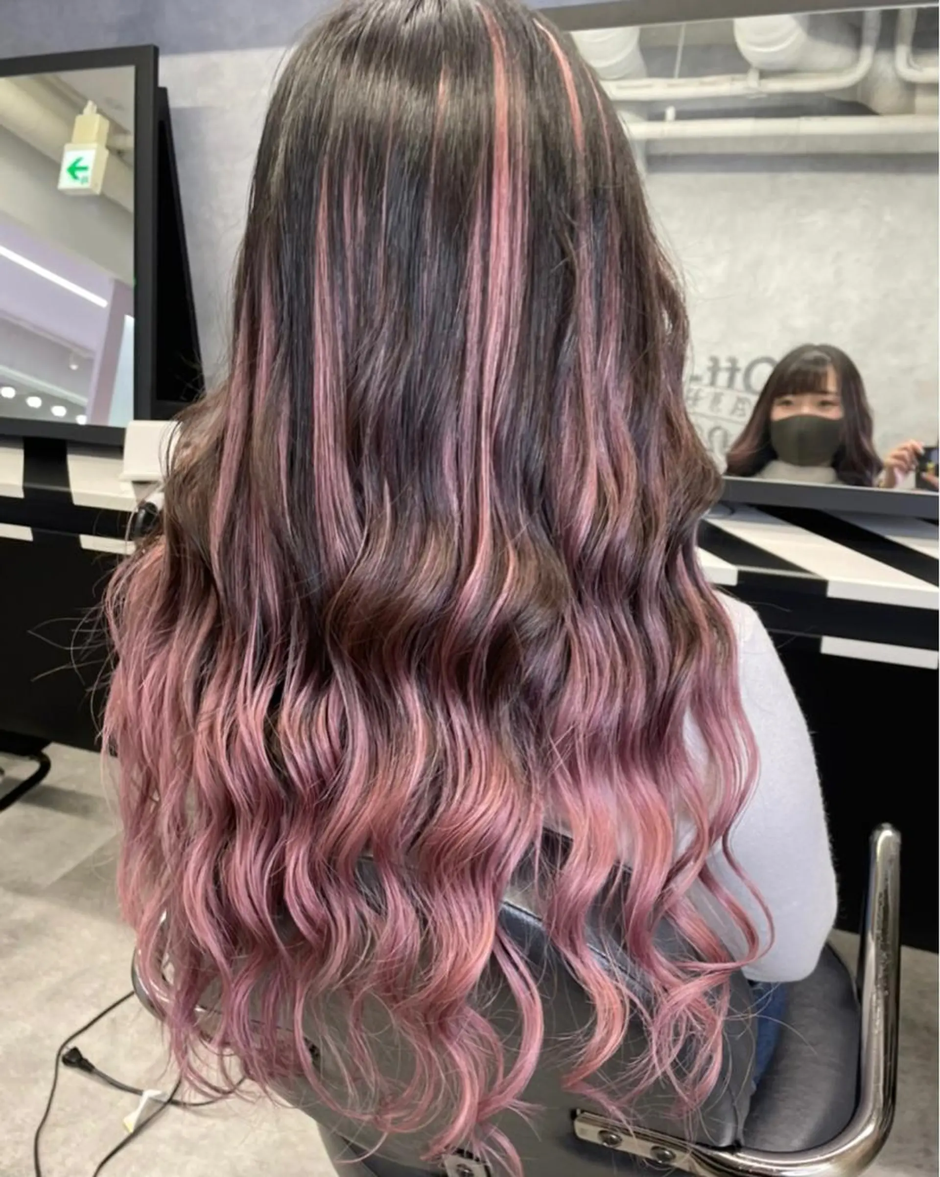 ロング Cielro【 シェイロ 】所属・Cielro/ダブル カラー/西田咲希のヘアスタイル