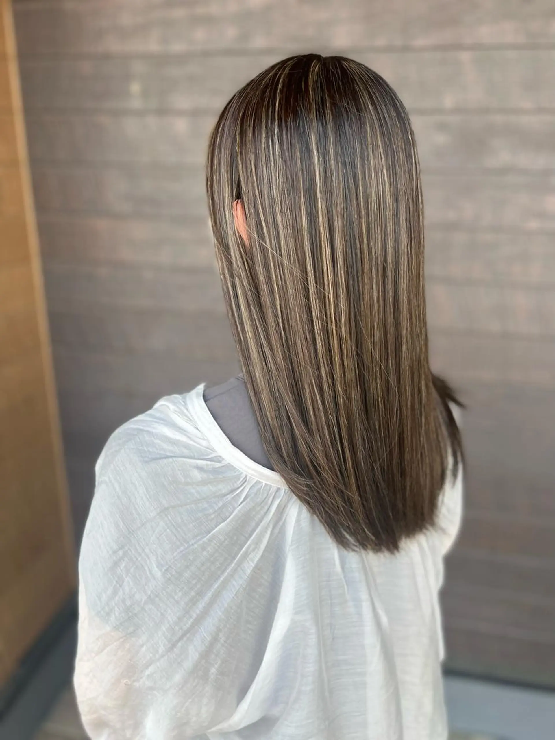 セミロング カラー ヘアカラー トリートメント 白髪ぼかし/ 艶カラー🌿斎藤相慶のヘアスタイル