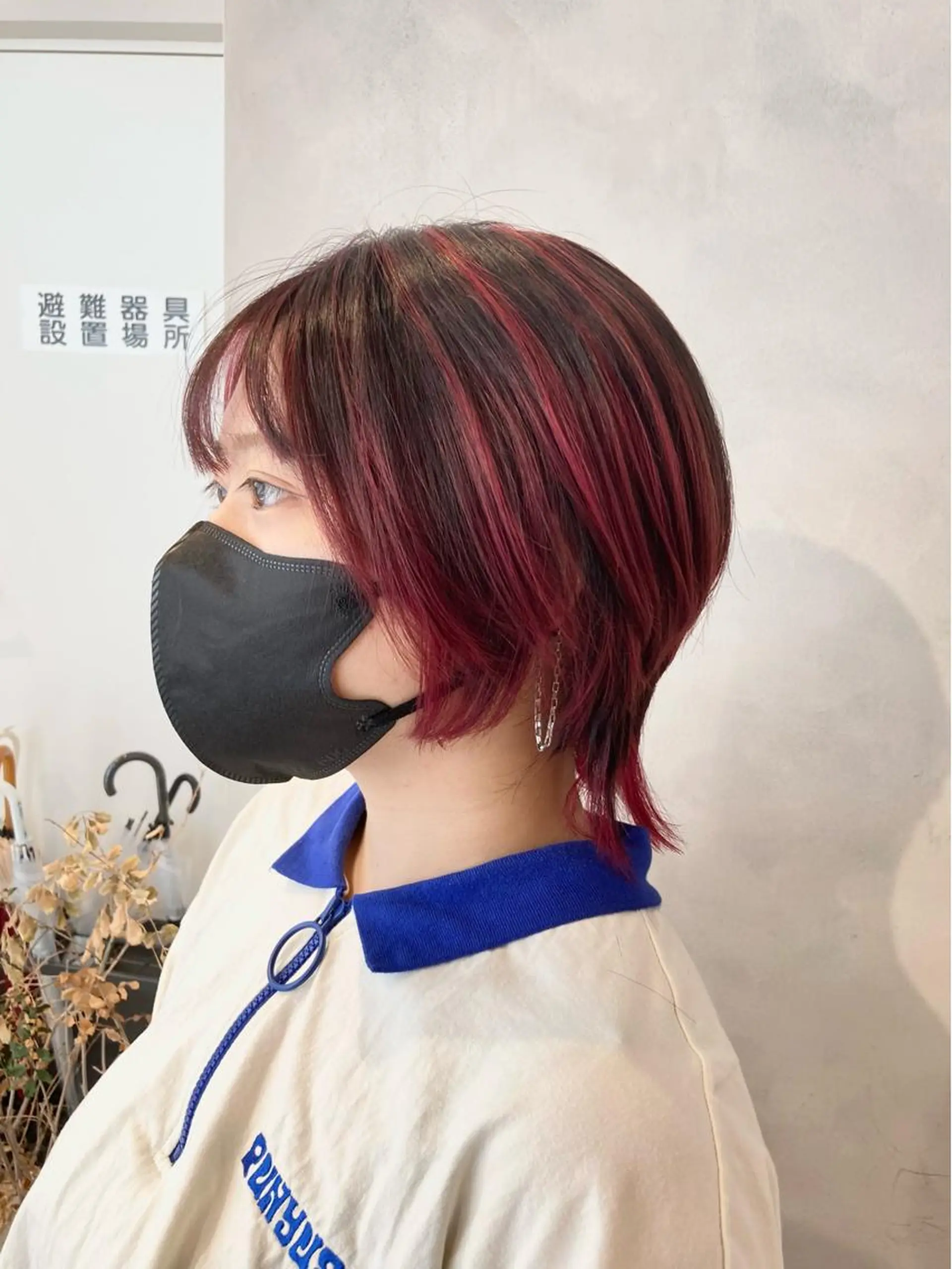 ショート カラー 🟢ウルフ/スパイラ ルパーマ/大西🟢のヘアスタイル