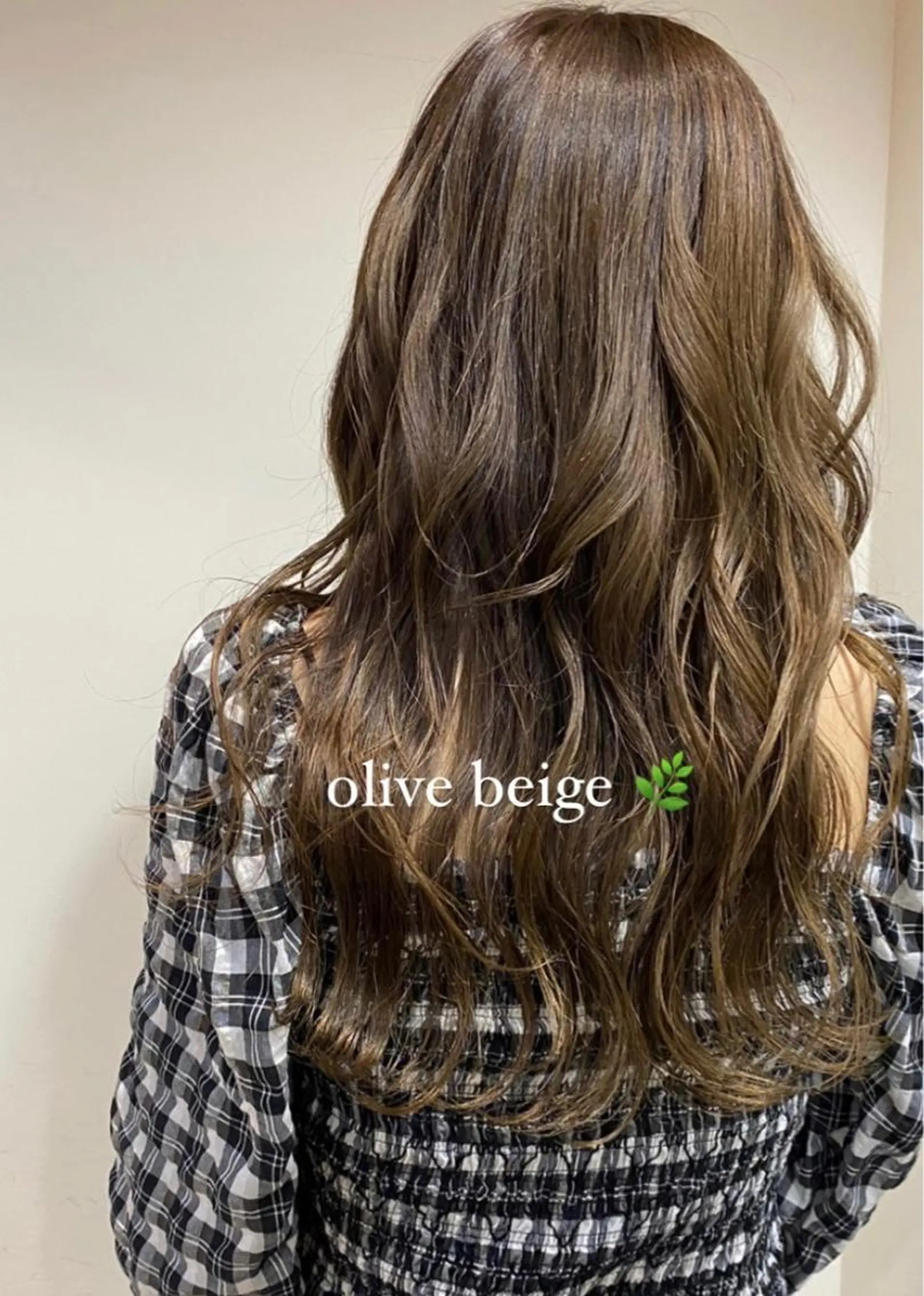 ロング カラー オリーブカラー オレンジ DEPT 宗像あかりのヘアスタイル