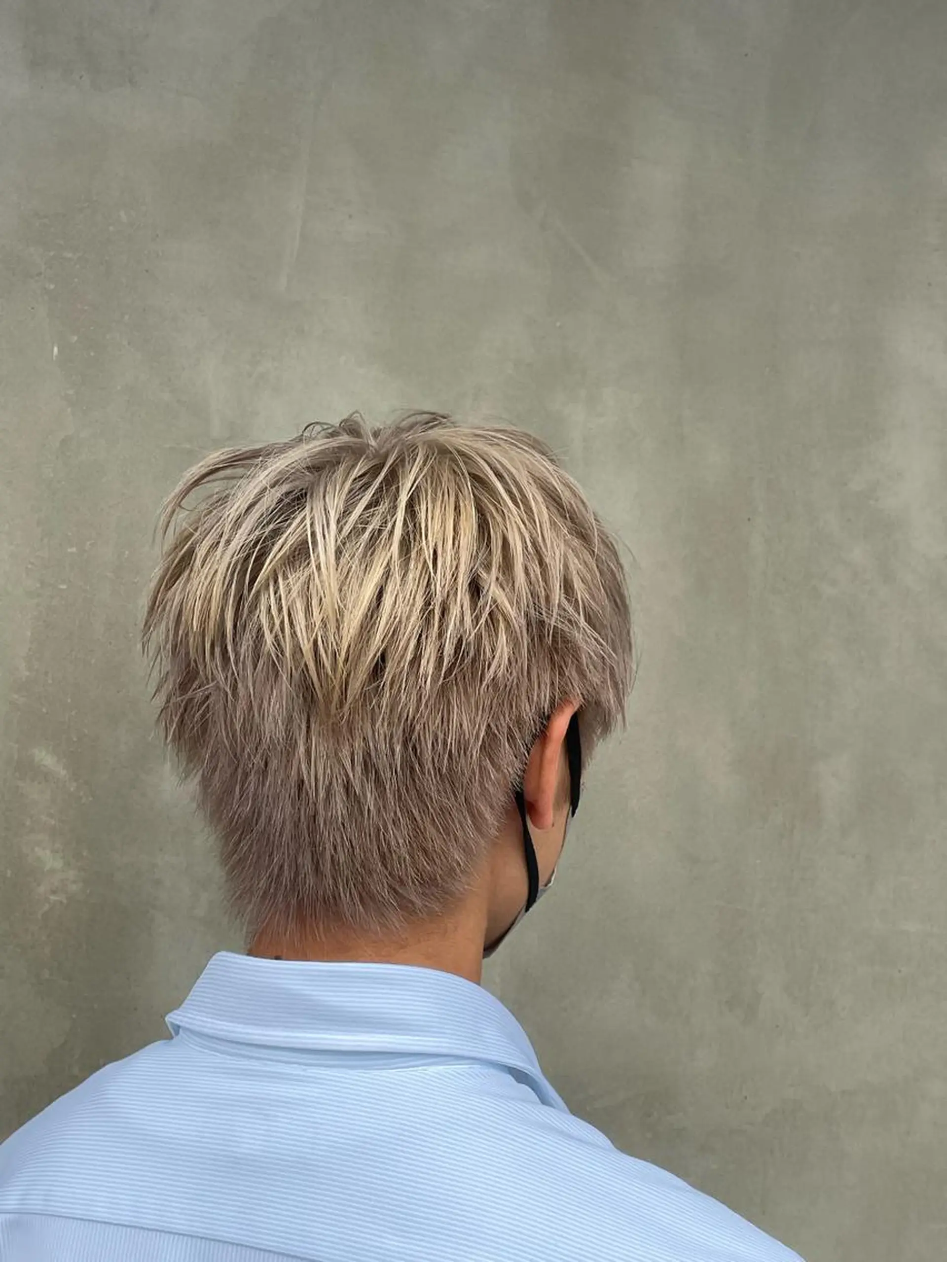 ショート メンズ メンズブリーチ メンズインナーカラー 髪質改善 縮毛矯正 トリートメント 【SASE】大人上品 💍/ユウガ⭐️のヘアスタイル