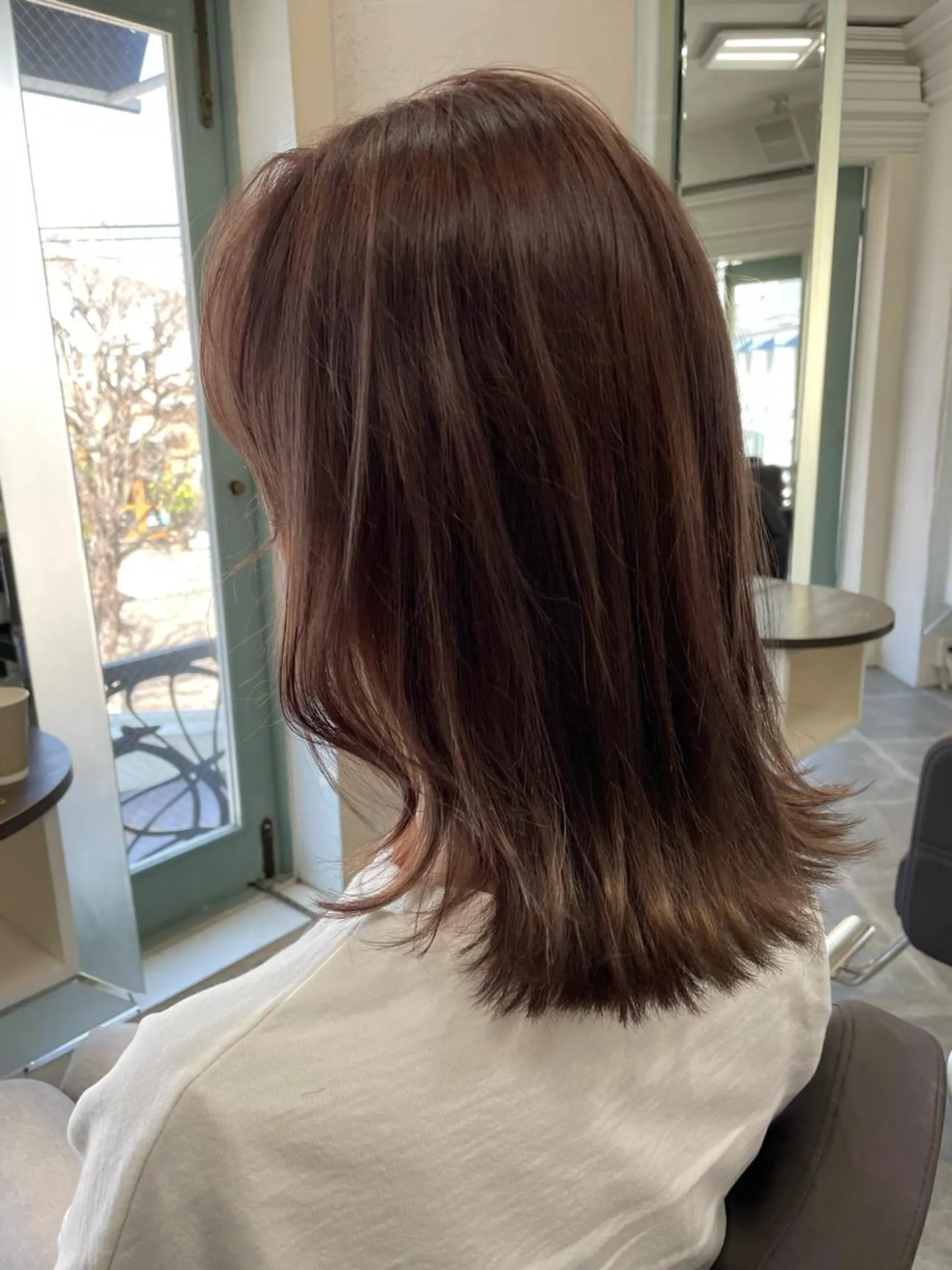 ミディアム カラー ヘアカラー トリートメント 平 ちひろのヘアスタイル