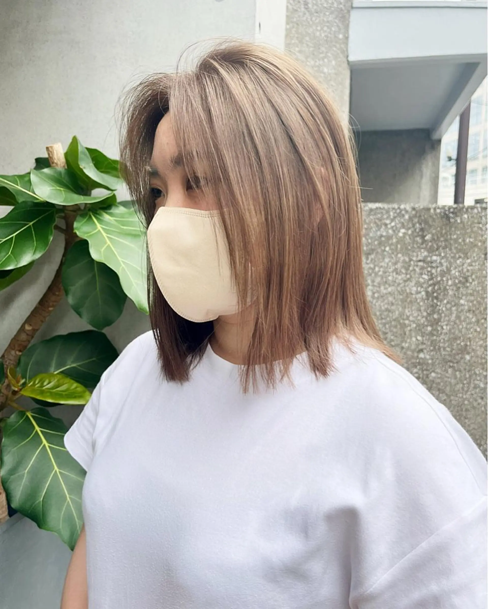 カラー NERO 眞下秋歩のヘアスタイル