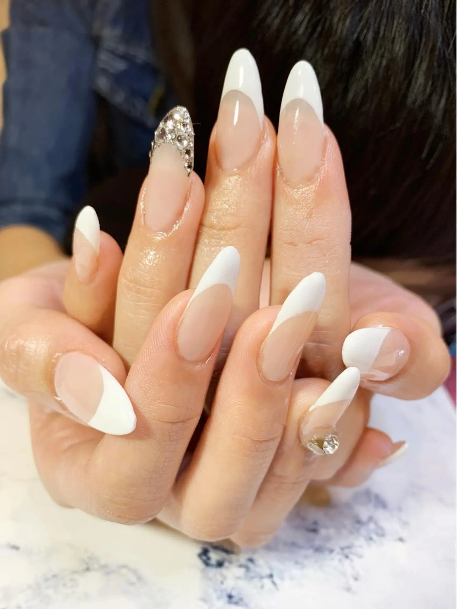ネイル フレンチネイル ストーンネイル Adite nailのネイルデザイン