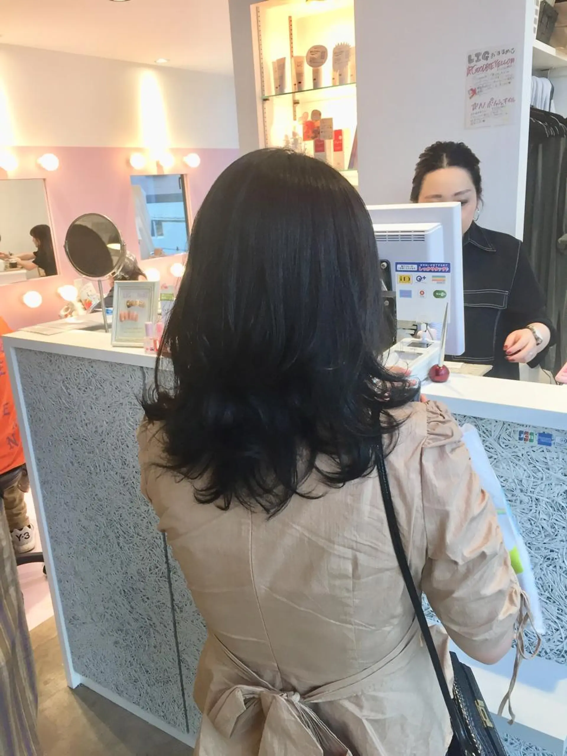 セミロング カット ヘアカラー トリートメント ヘッドスパ 所渉/韓国レイヤー /ウルフカットのヘアスタイル