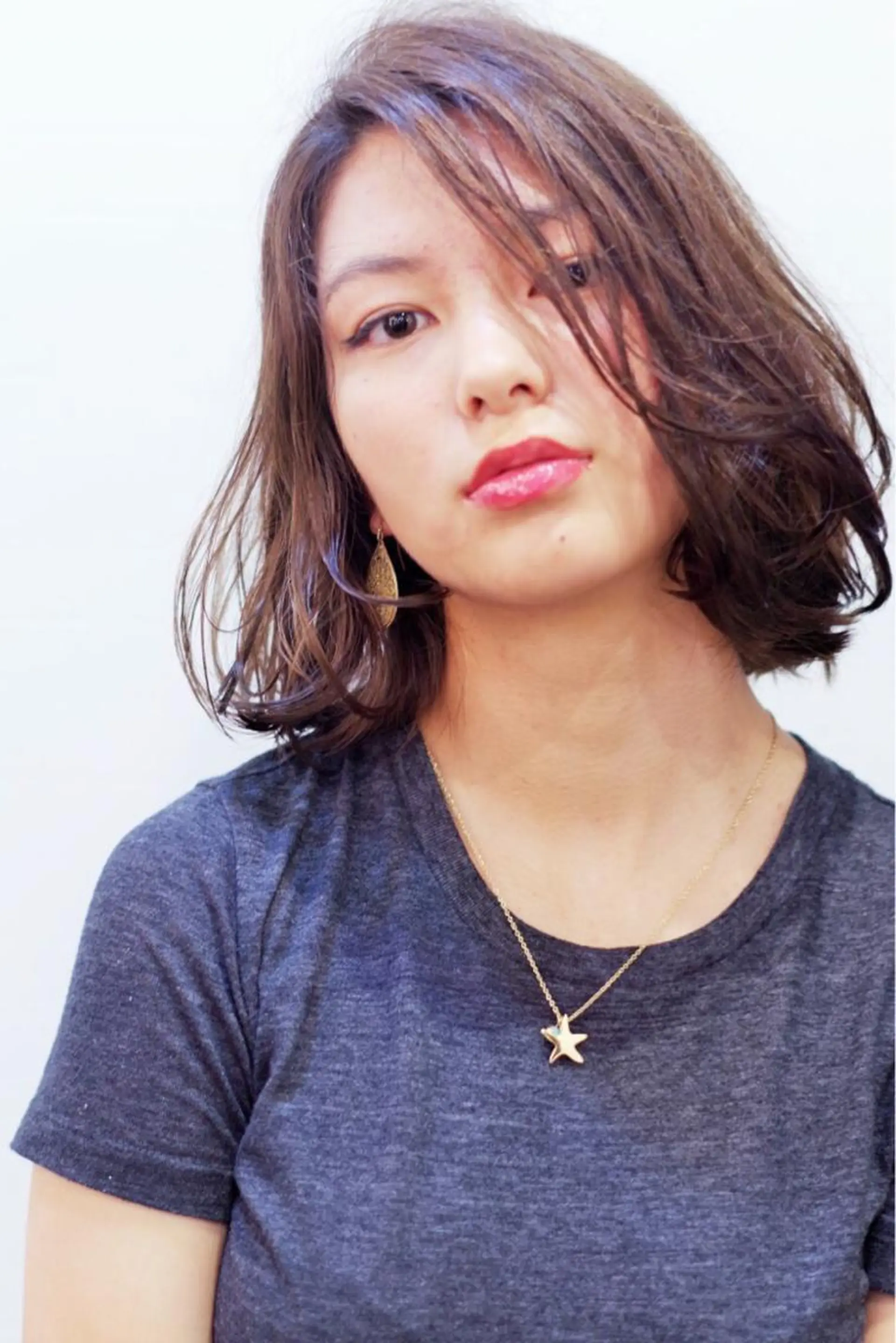 ミディアム カラー enx academyのヘアスタイル