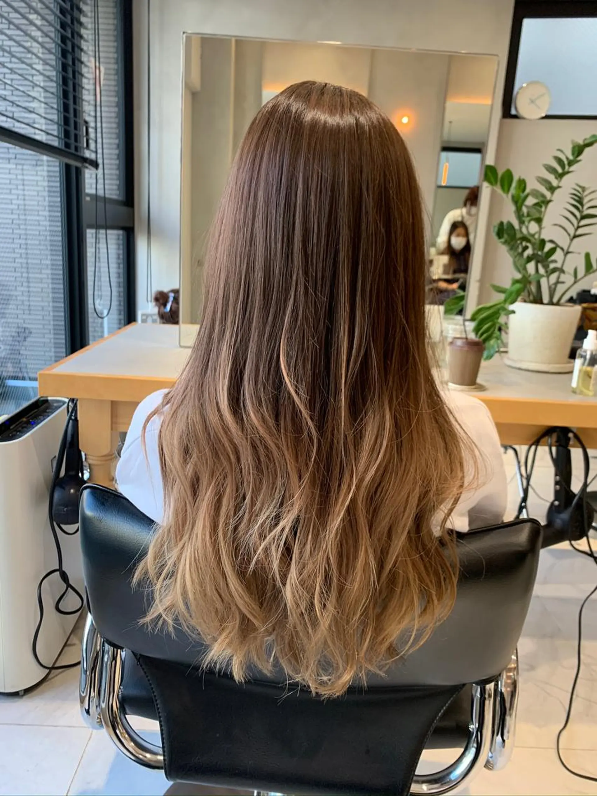 ロング カラー Bree"ze所属・大河原 修太のヘアスタイル