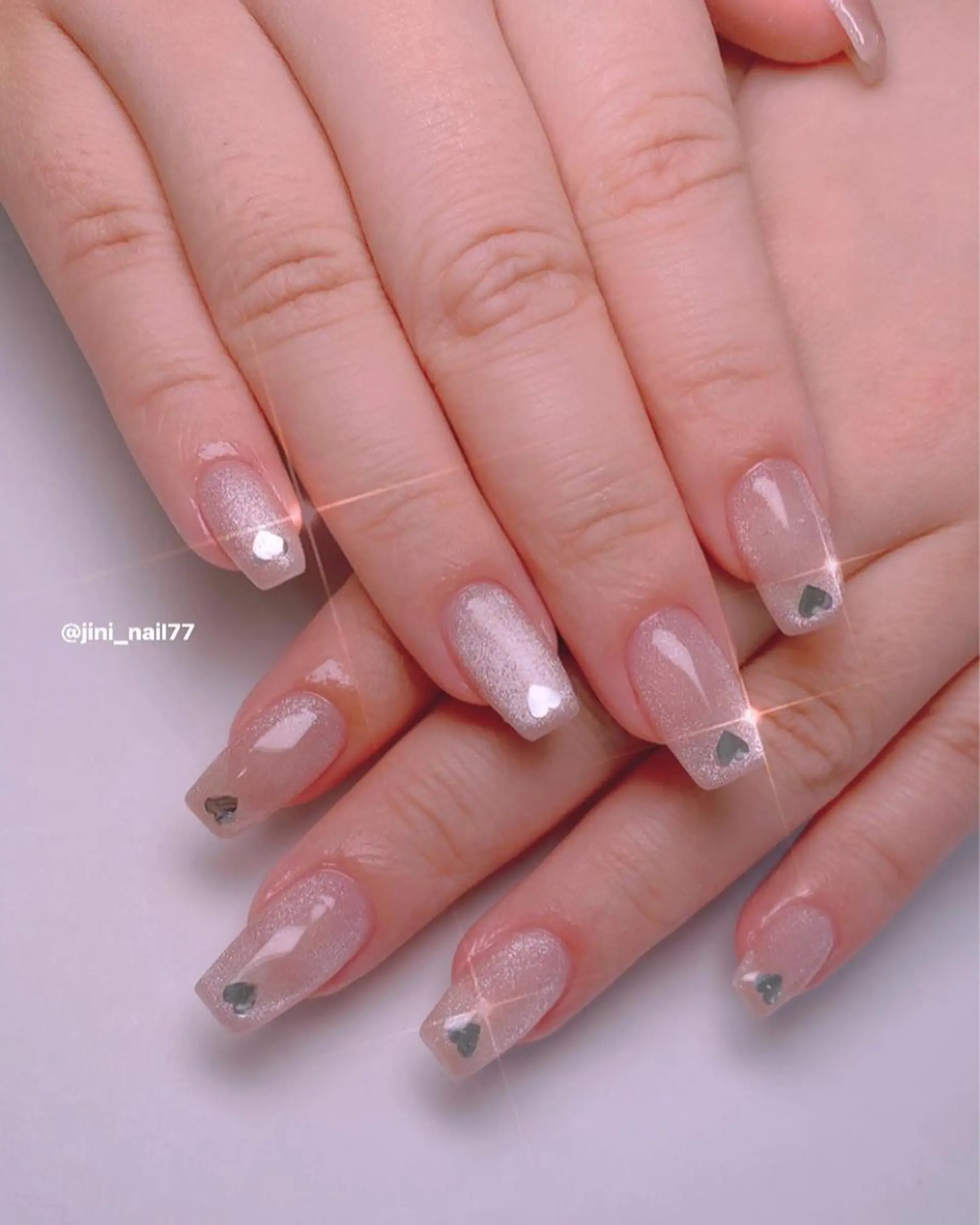 ネイル JINI NAIL所属・ジニ ネイルのネイルデザイン