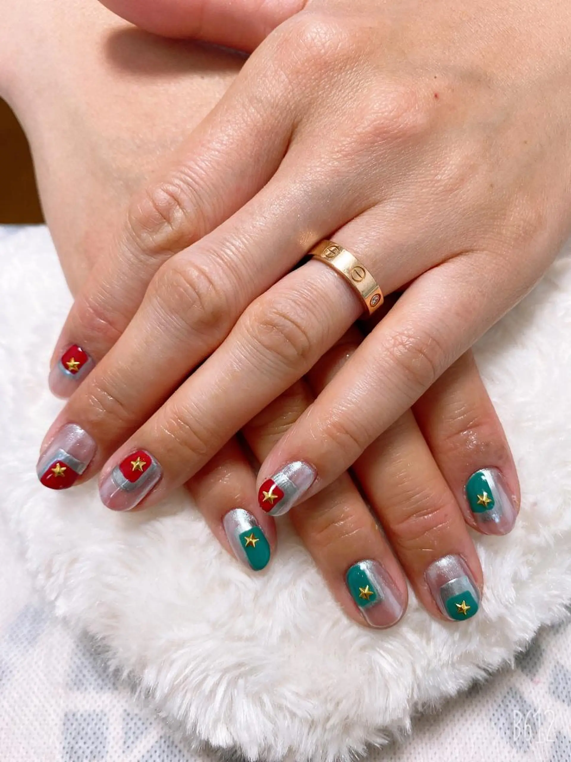 ネイル The Best Beauty受付担当のヘアスタイル