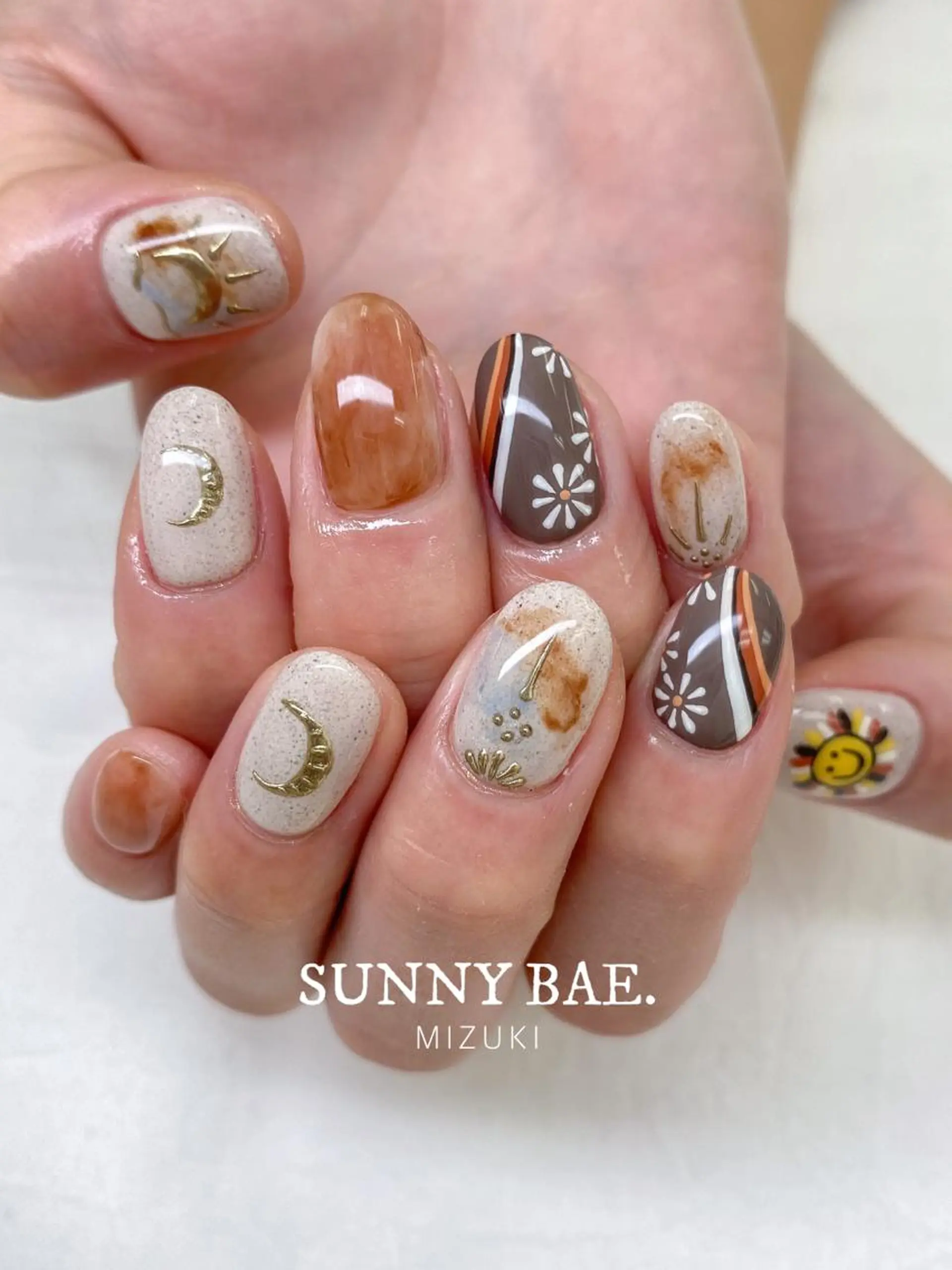 ネイル ジェルネイル ミラーネイル 春ネイル SUNNY BAE. 🌼MIZUKIのネイルデザイン