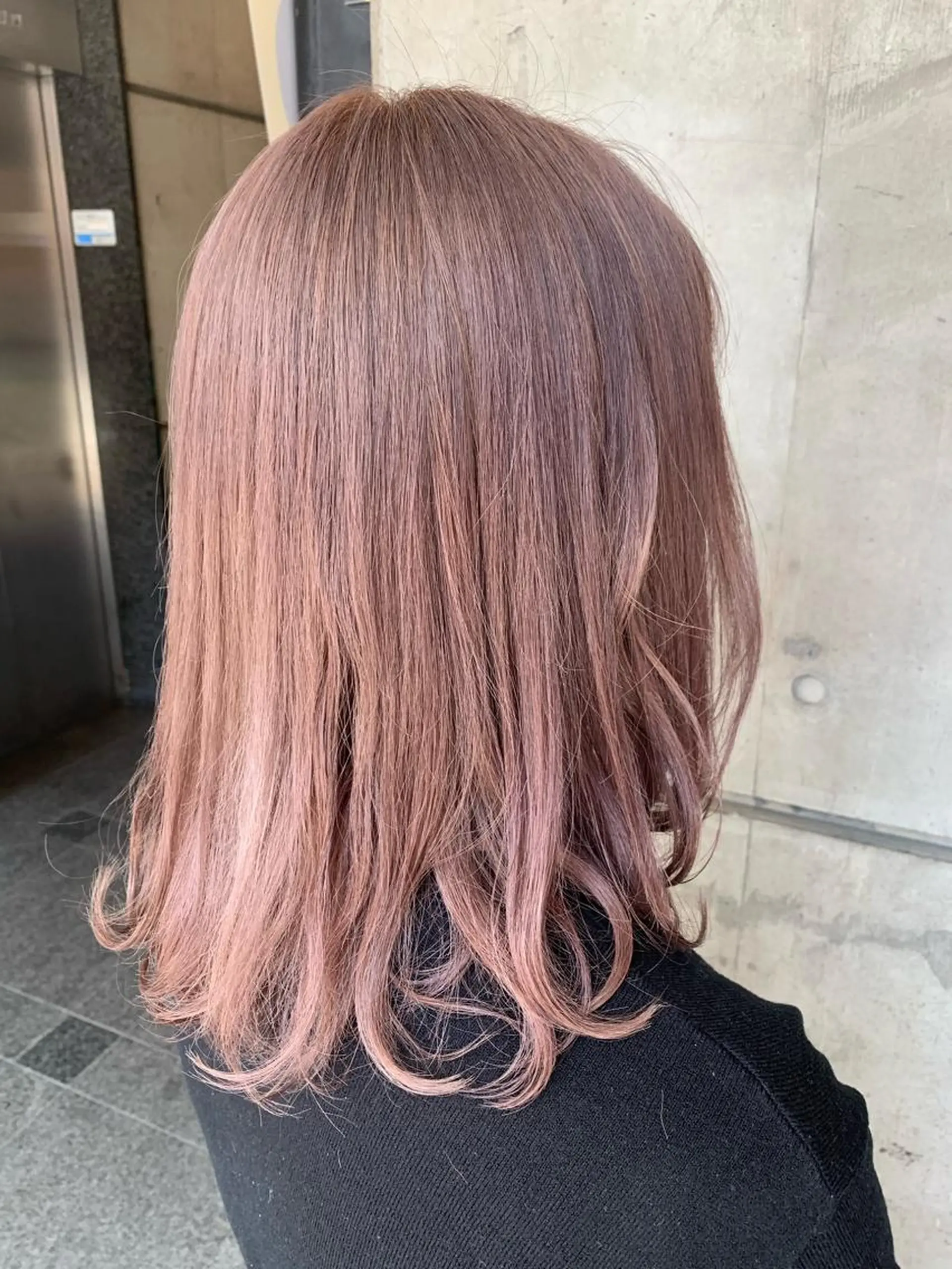 セミロング カラー 平野 優奈のヘアスタイル