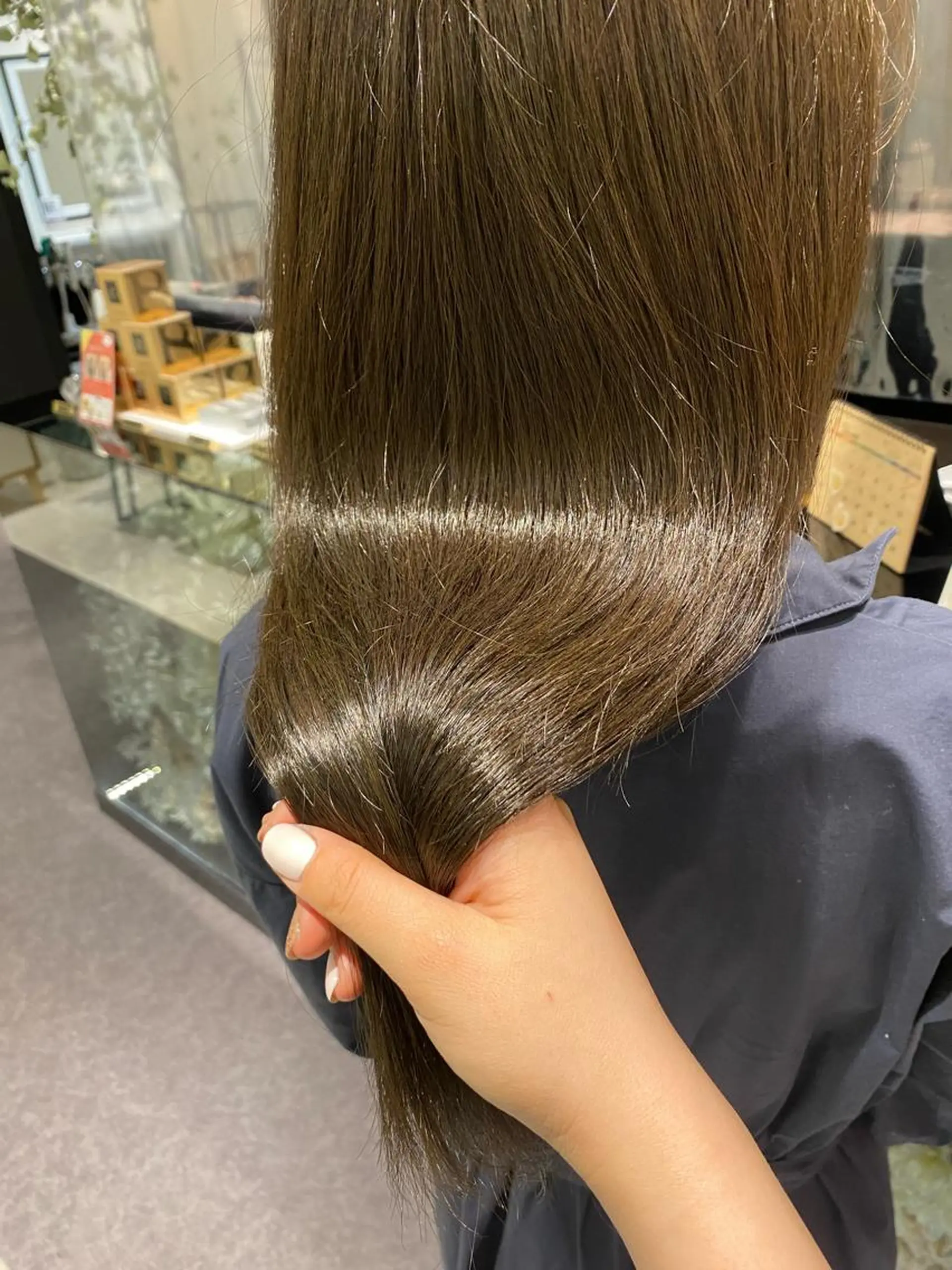 セミロング カラー ベージュカラー オリーブベージュ 美髪矯正/ 伊藤 更のヘアスタイル