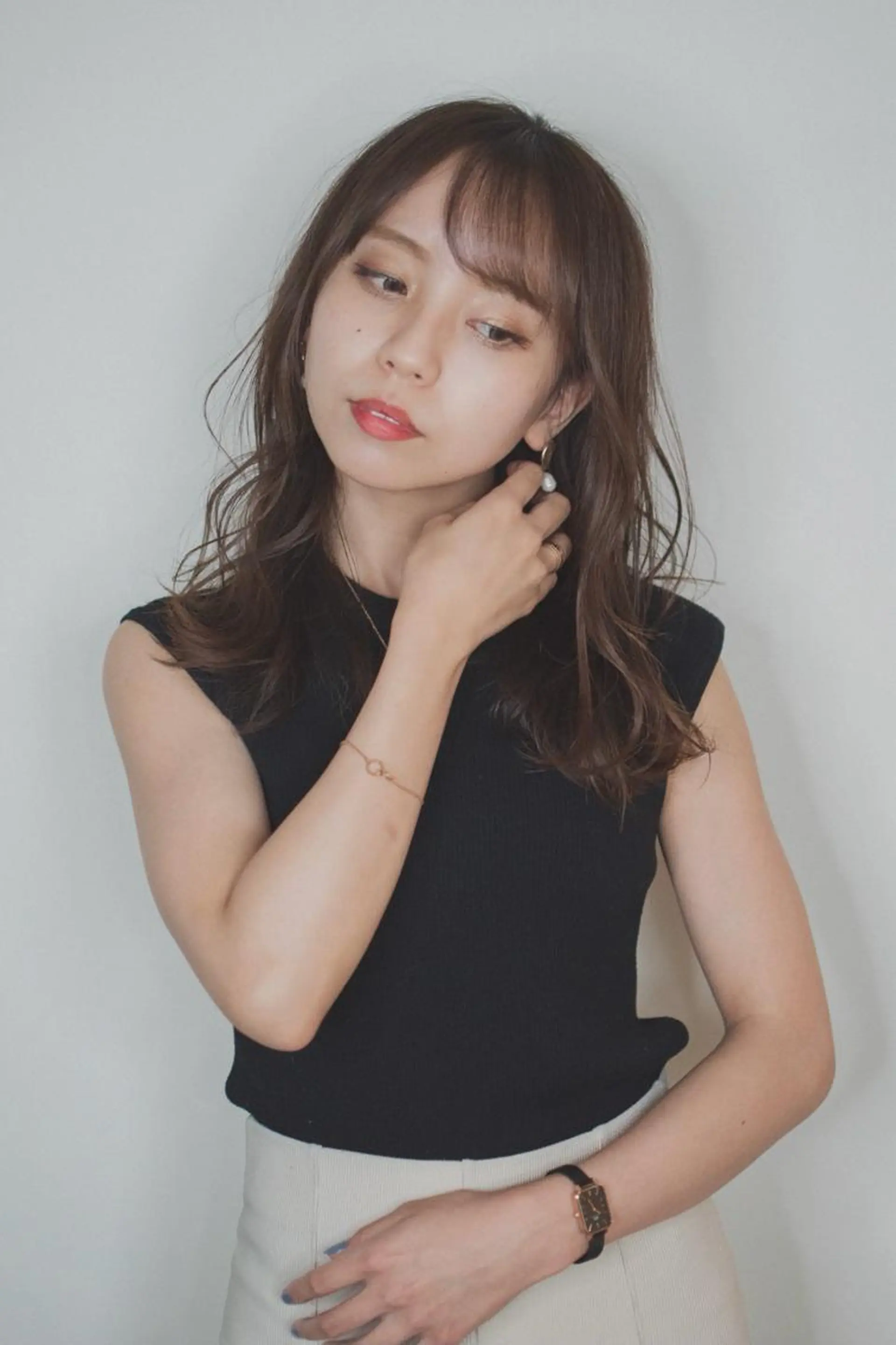 セミロング カラー 前髪/顔周り /レイヤー/秋山 元のヘアスタイル