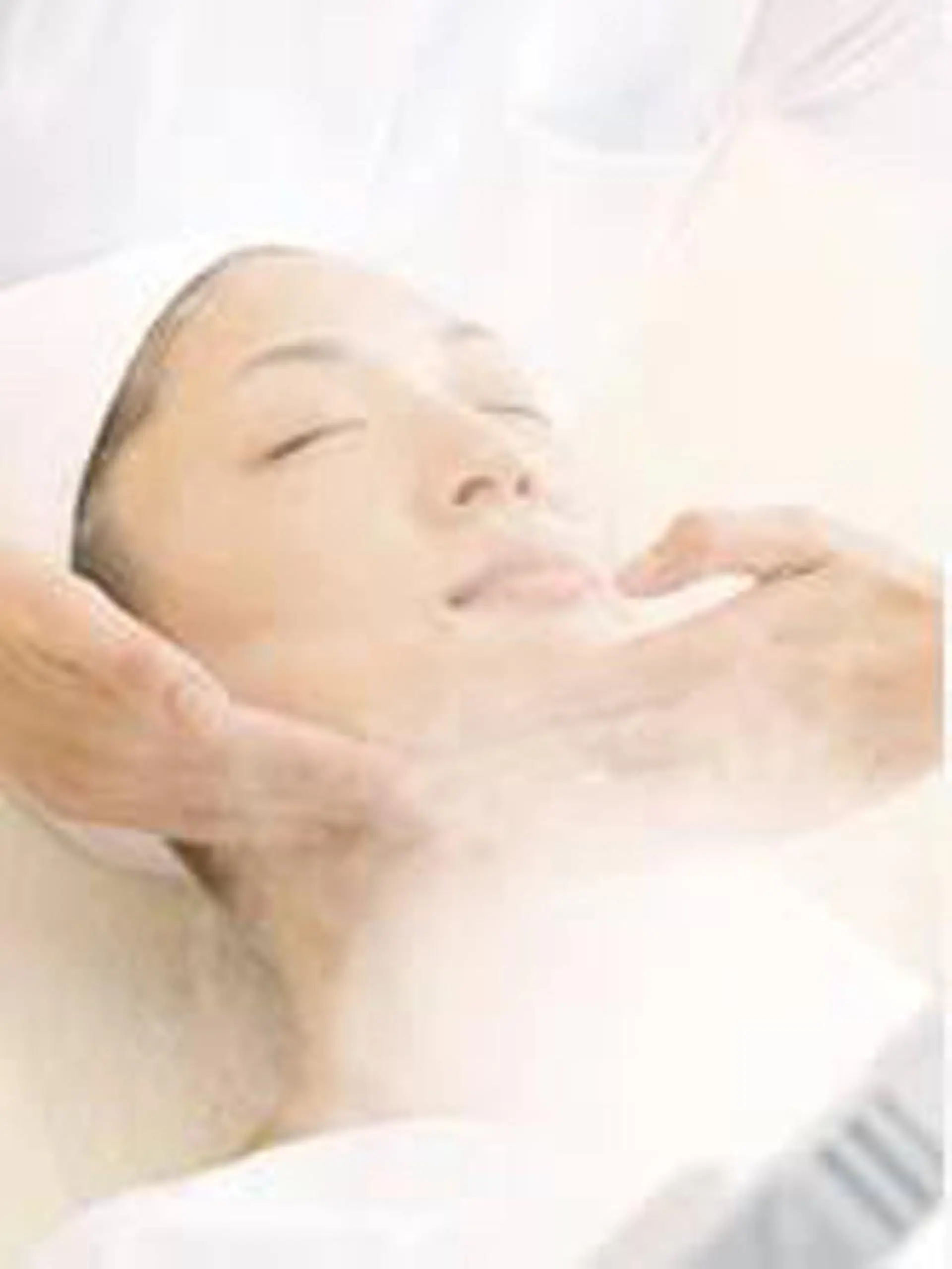 肌質改善✨️DeIm 岩根朋美のエステ・リラクイメージ