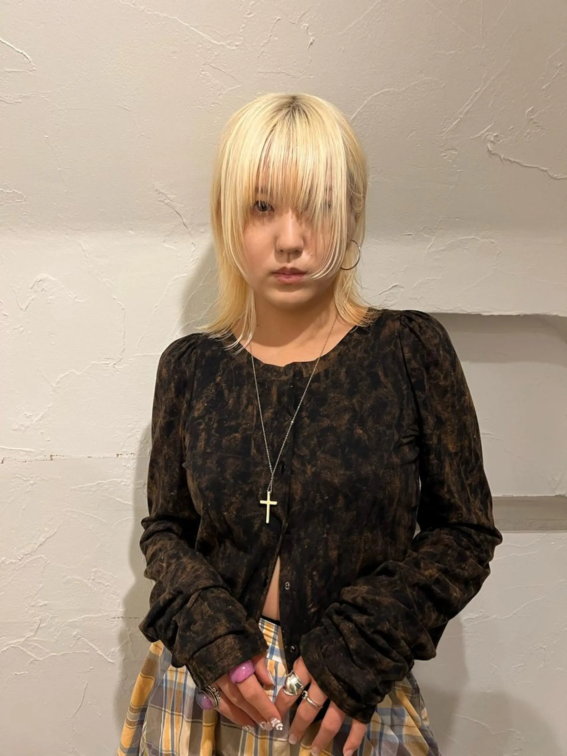 ミディアム カラー ブロンド ホワイトブロンド 退色まで透明感ある ダブルカラー/リクのヘアスタイル