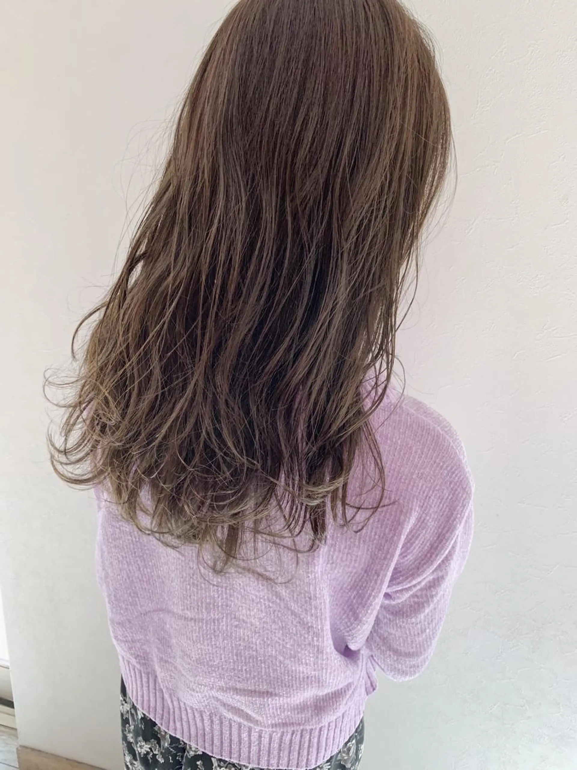 ロング カラー 新井 広之のヘアスタイル