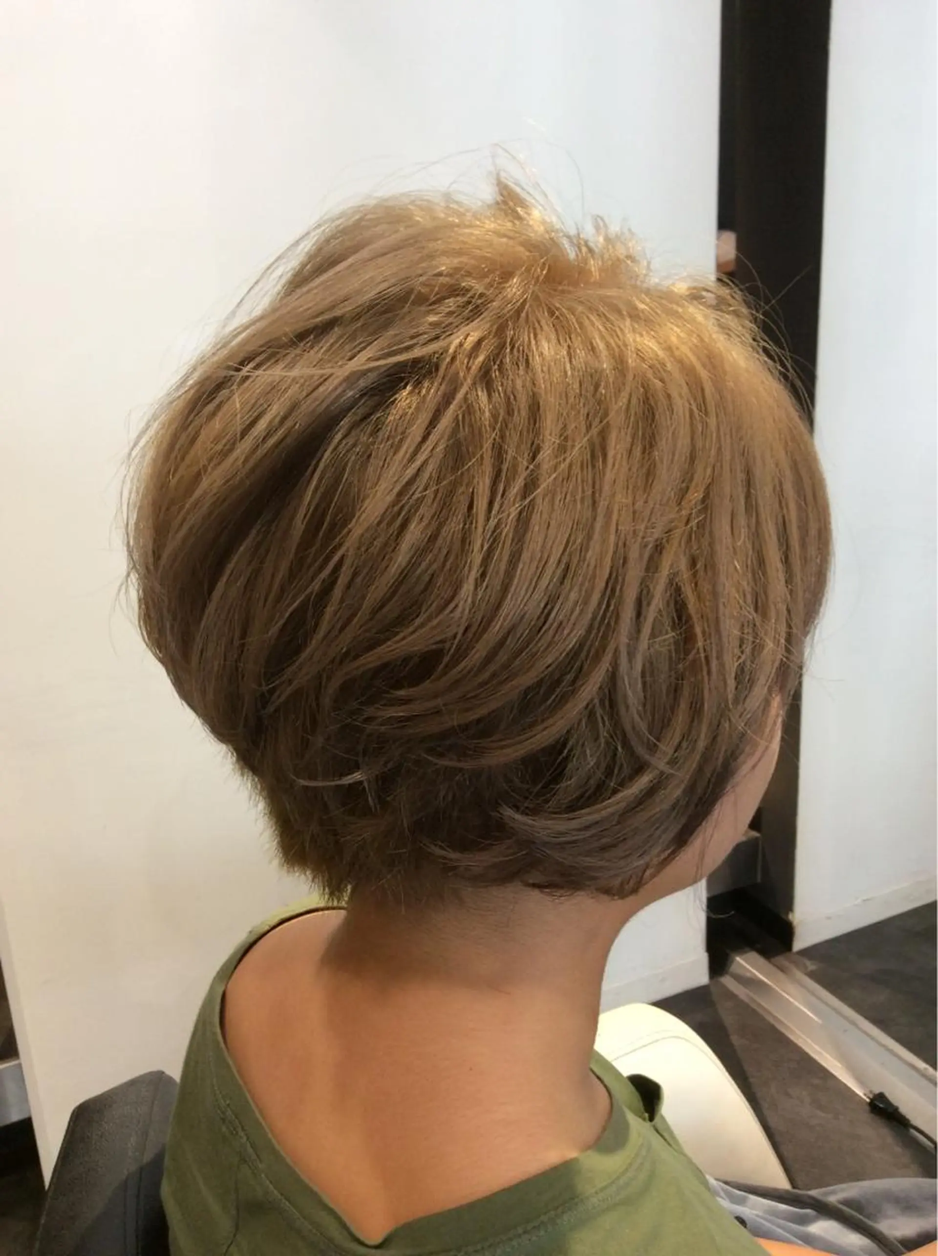 ショート ボブスタイル/ 透明感カラー/八幡のヘアスタイル