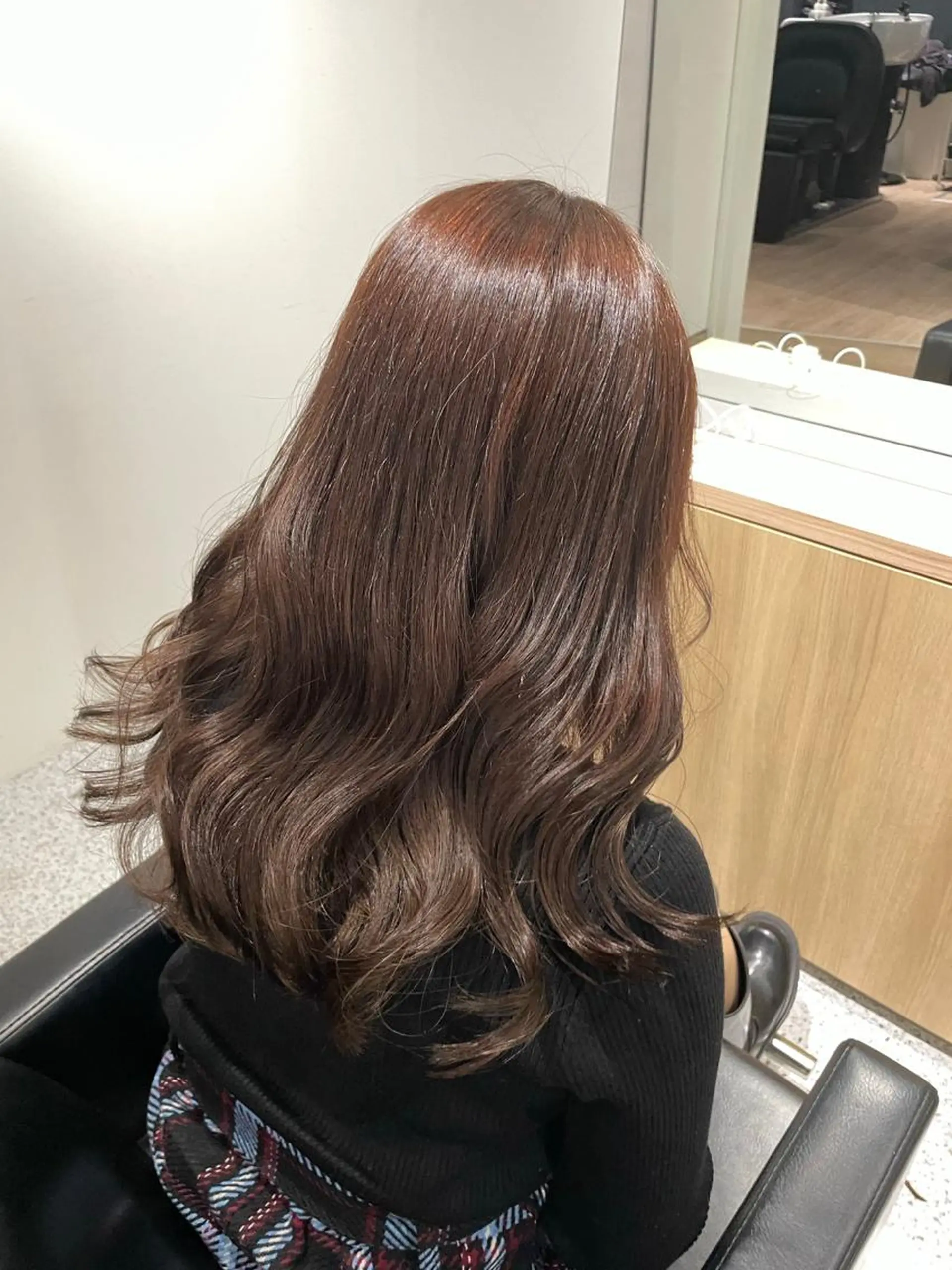 ロング カラー ブラウンカラー ナチュラルブラウン ヘアカラー GO TODAY SHARE SALON 原宿本店所属・ブリーチ/ハイトーン 艶カラー/ユリナのヘアスタイル