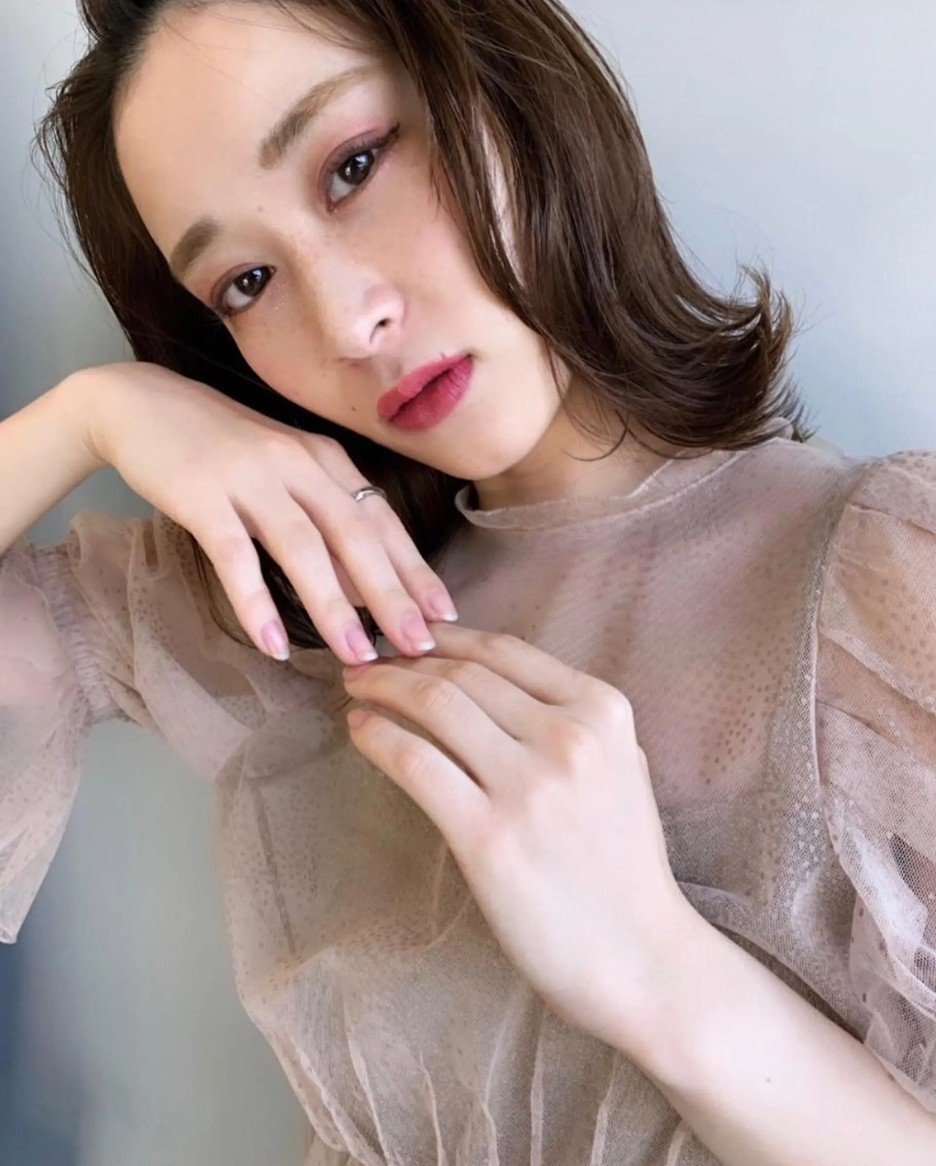 ショート カラー 透明感/オリーブ/ グレージュ/YUKAのヘアスタイル