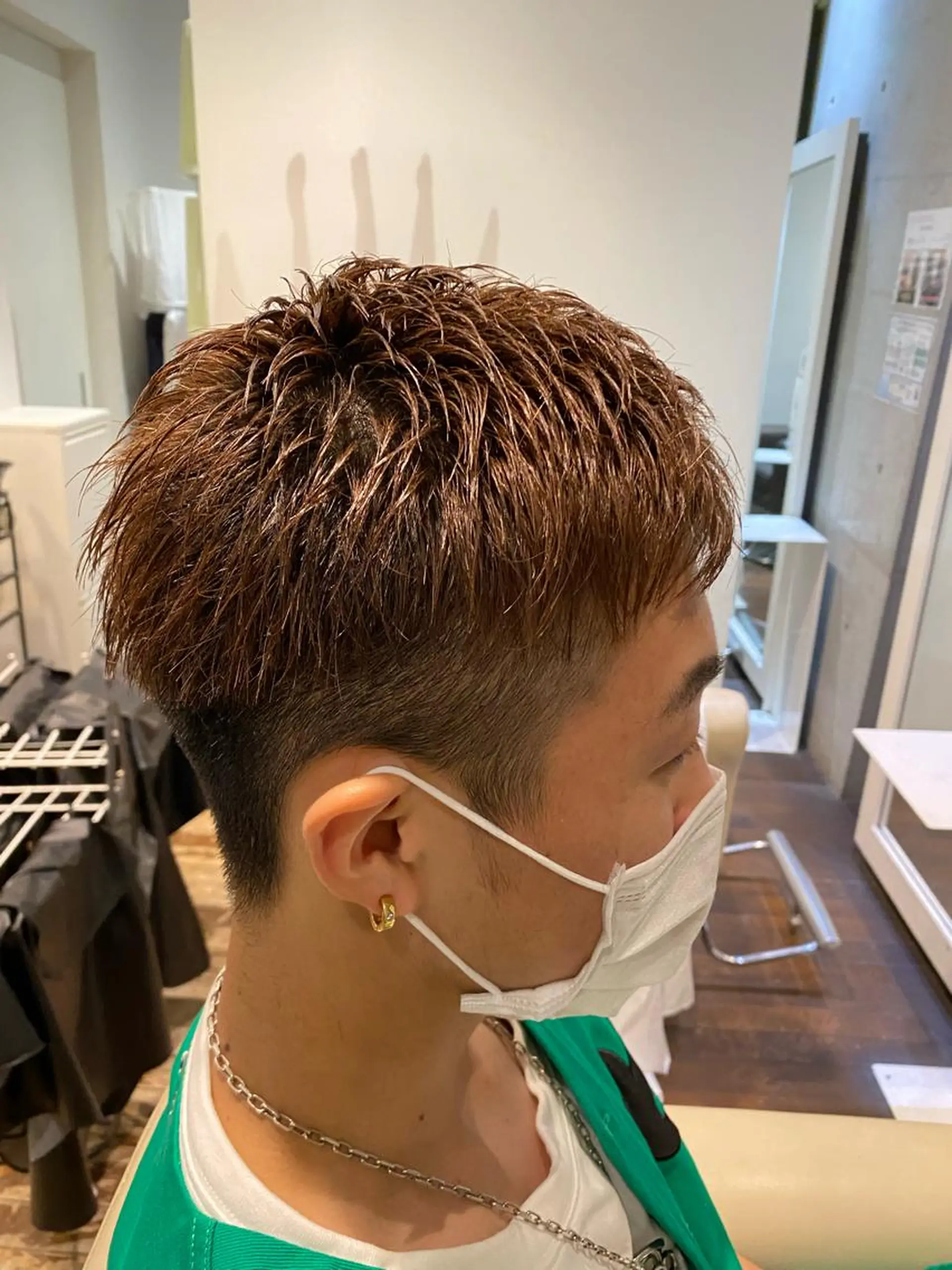 メンズ 大阪梅田 目片 素楽のヘアスタイル