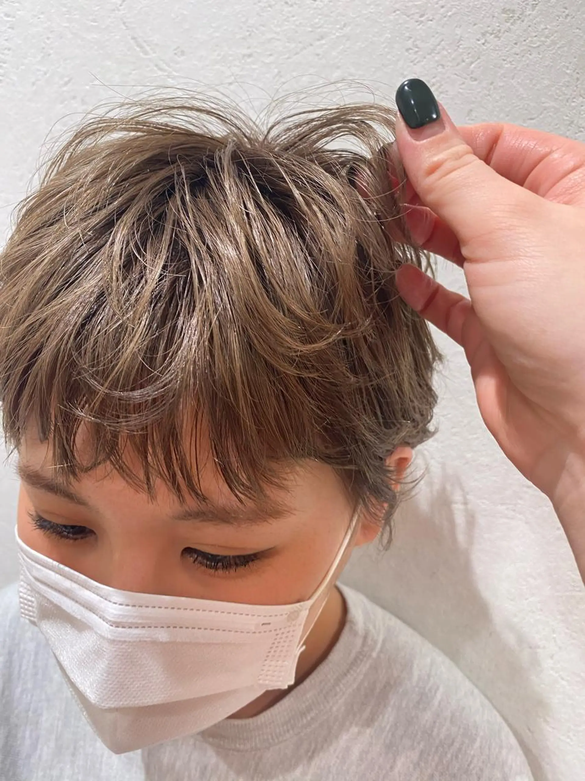 ショート カラー ヘアアレンジ ハイトーンカラー ショートヘア ヘアカラー トリートメント ヘッドスパ パーマ指名No1 /namiのヘアスタイル