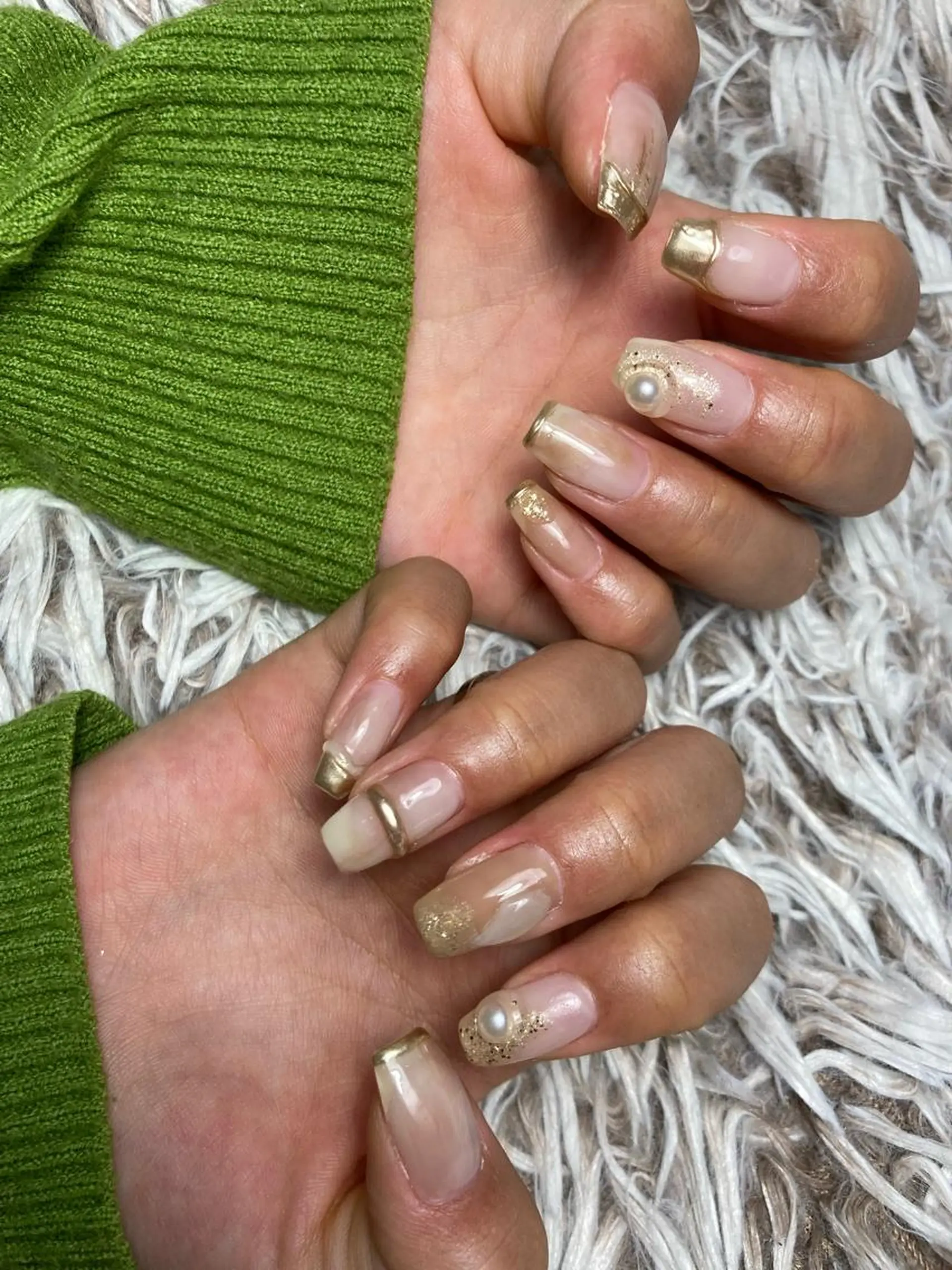 ミディアム ネイル ハンドネイル フットネイル ✴︎ Delightのネイルデザイン