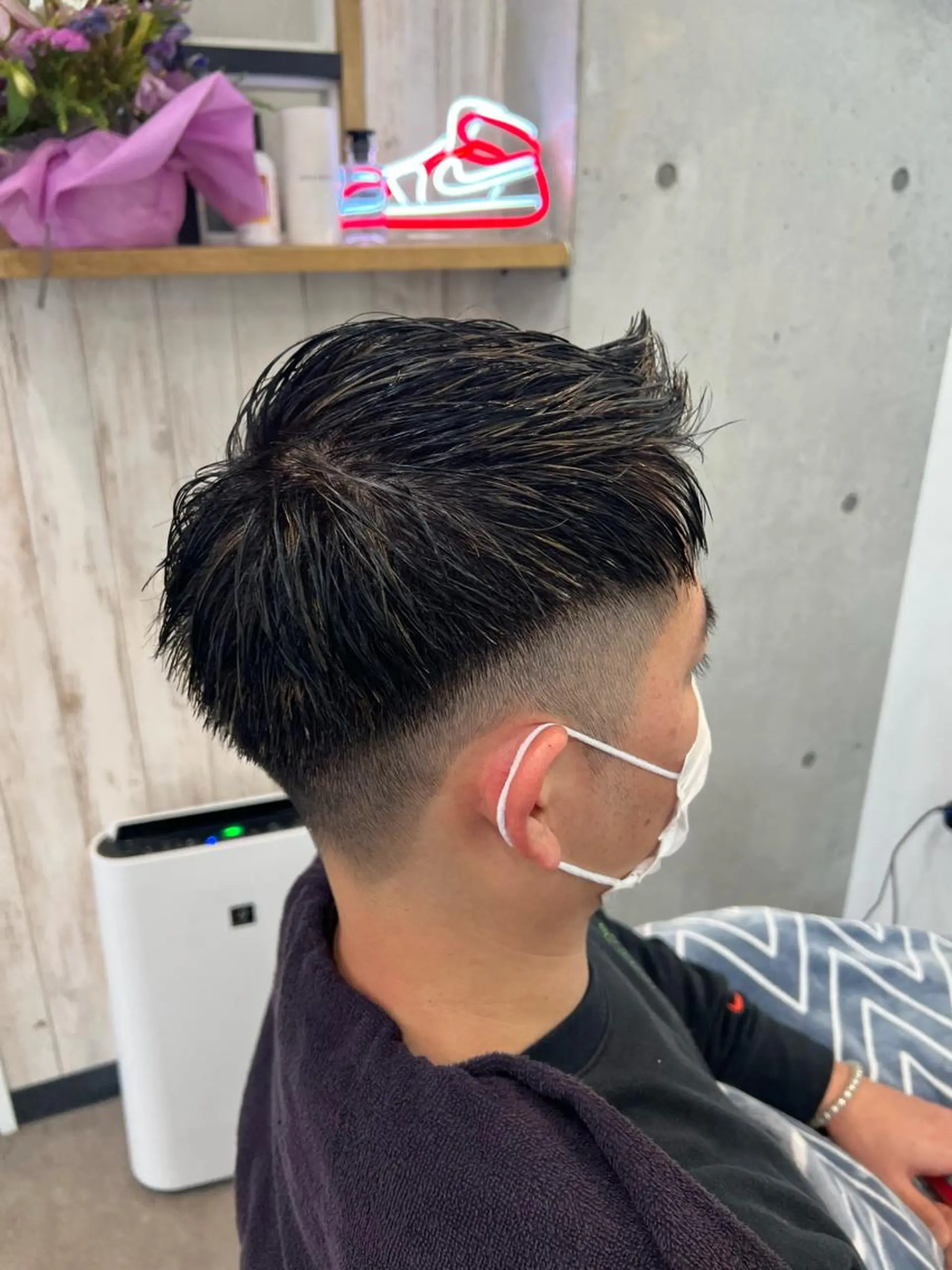 カラー メンズ メンズバレイヤージュ メンズブリーチ メンズハイライト メンズハイトーン メンズインナーカラー ヘアカラー DEST所属・吉野 瑳桜のヘアスタイル